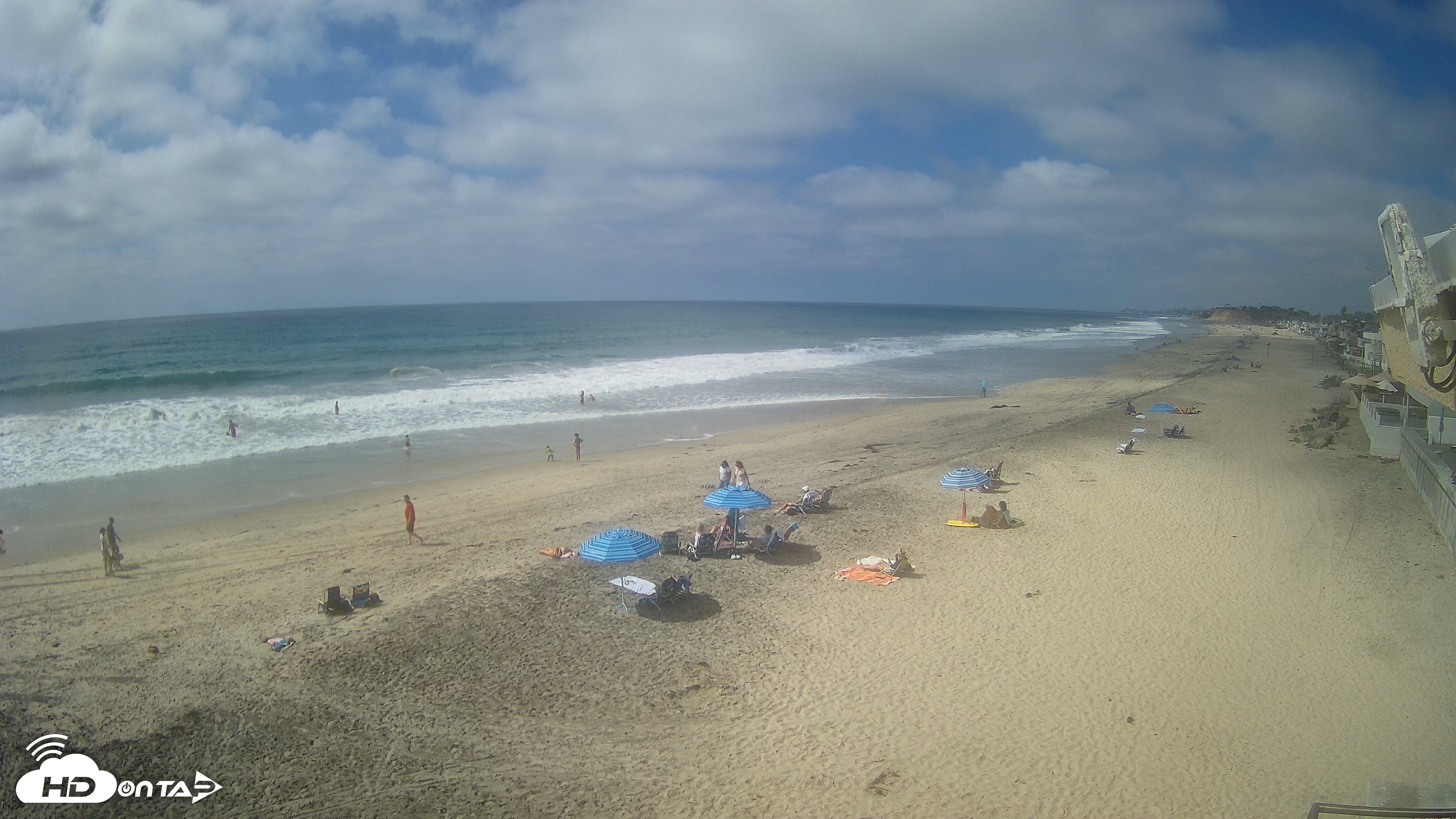 Snapshot of 17th St. Del Mar Beach - 4K NW View Live Cam taken Sep 23, 2026, 2:32pm PDT