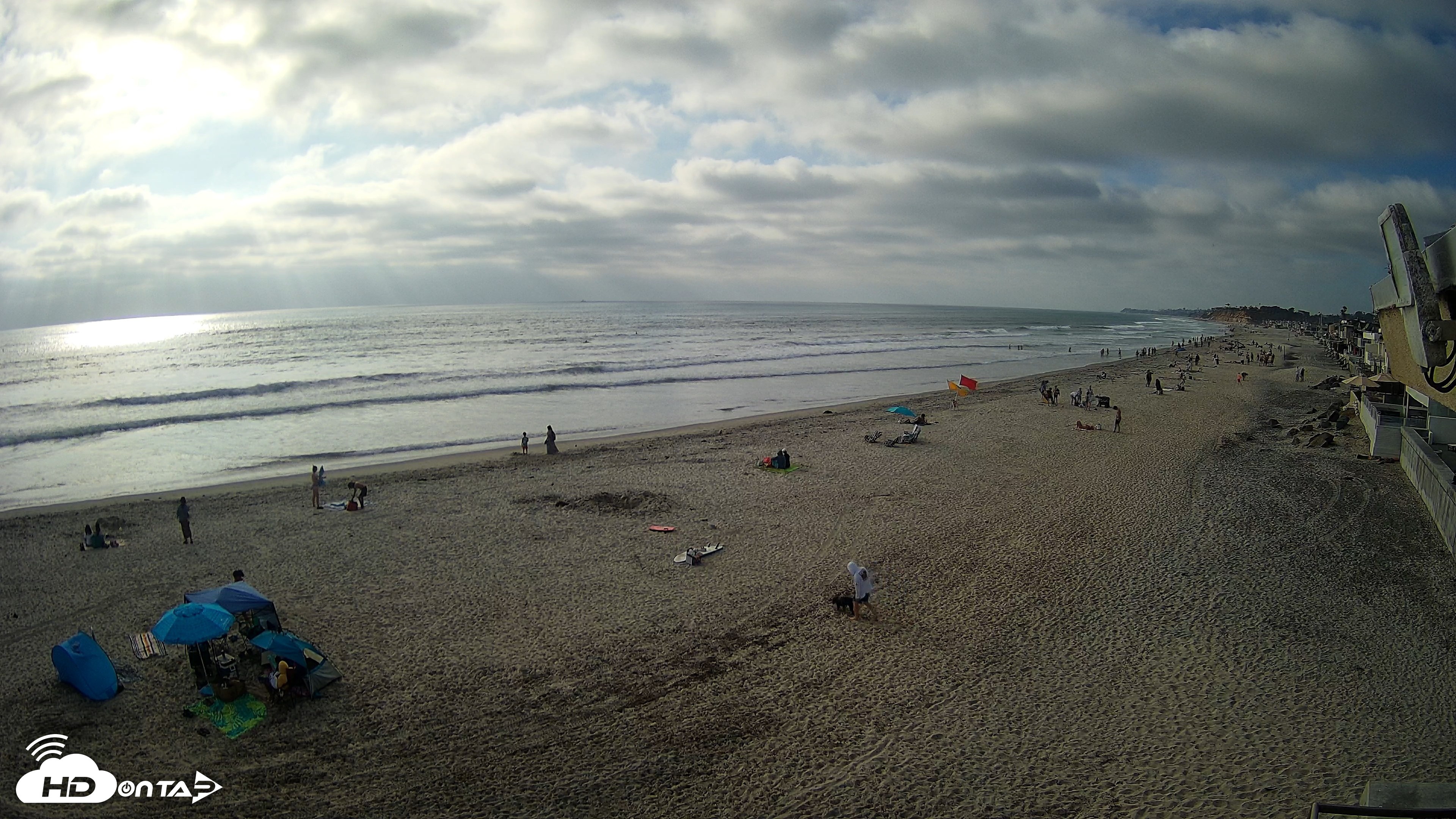 Snapshot of 17th St. Del Mar Beach - 4K NW View Live Cam taken May 9, 2026, 5:39pm PDT