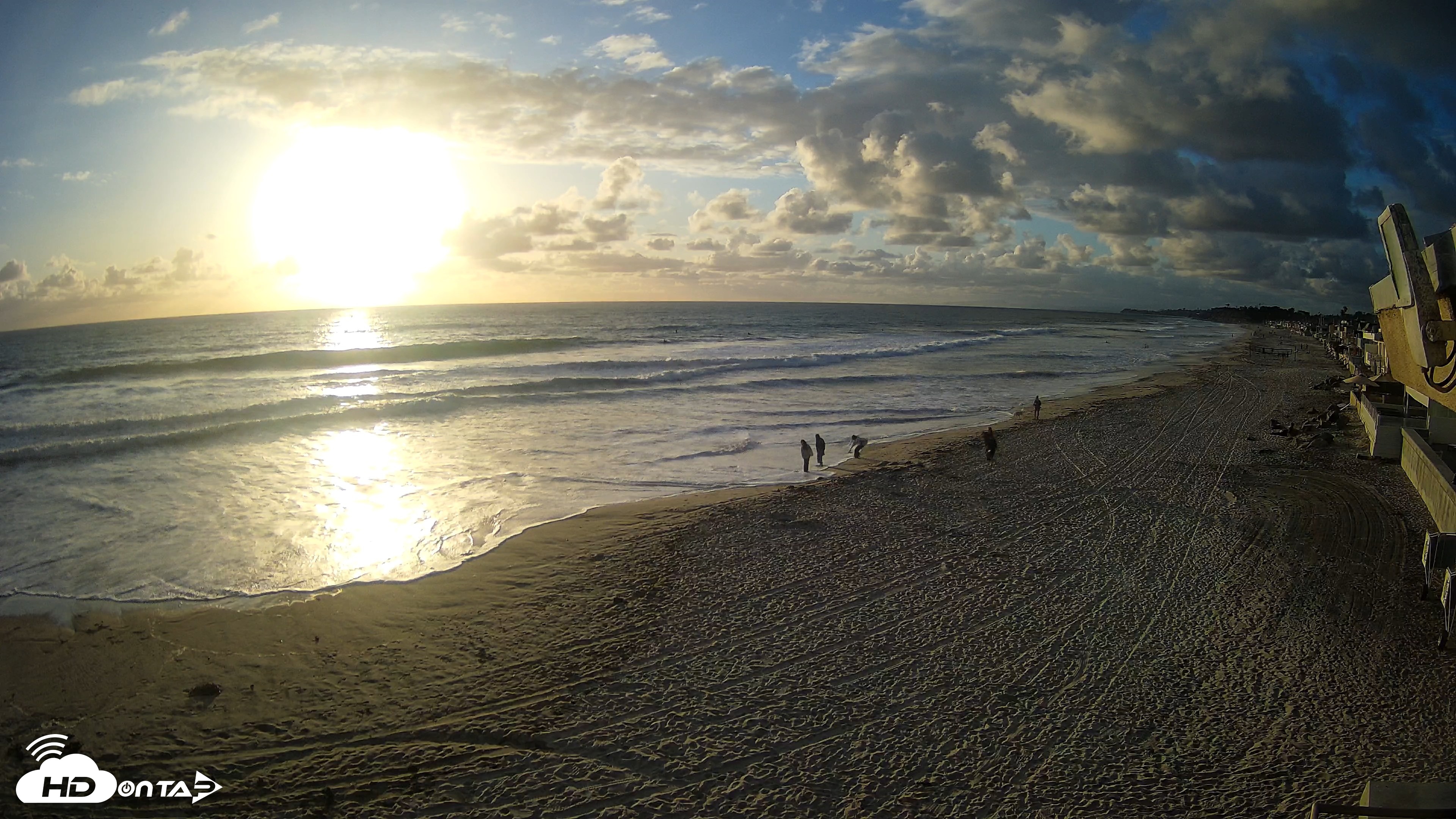 Snapshot of 17th St. Del Mar Beach - 4K NW View Live Cam taken May 27, 2026, 7:17pm PDT