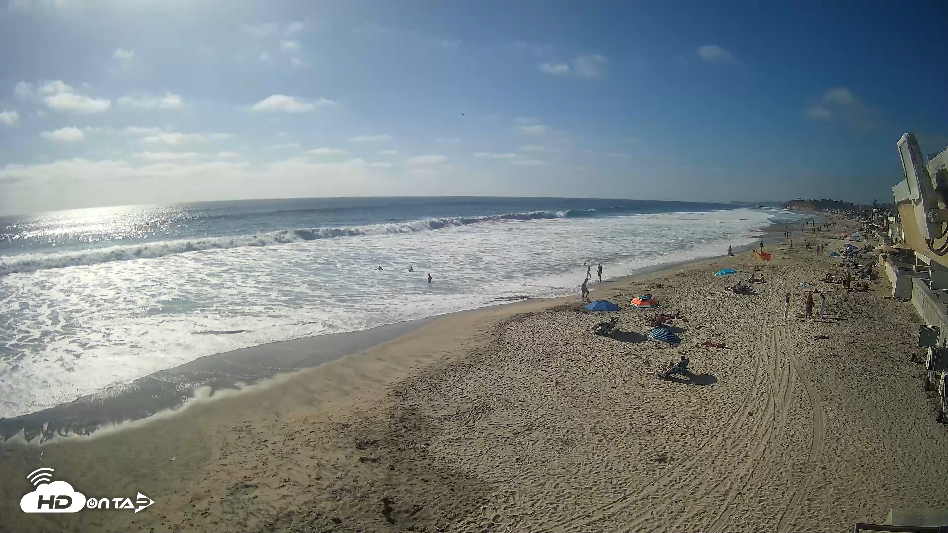 Snapshot of 17th St. Del Mar Beach - 4K NW View Live Cam taken Jun 9, 2026, 5:02pm PDT