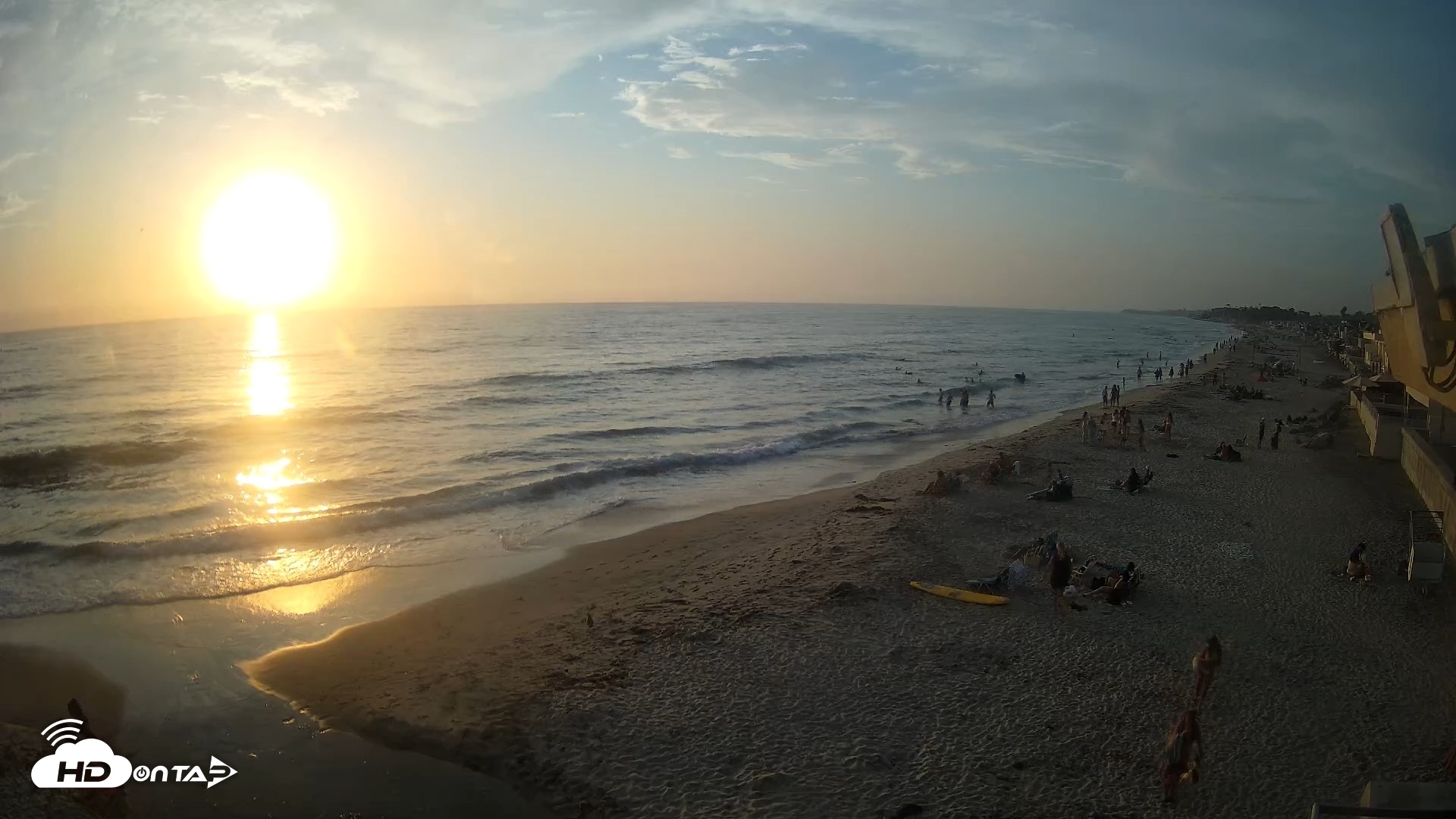 Snapshot of 17th St. Del Mar Beach - 4K NW View Live Cam taken Aug 9, 2026, 7:16pm PDT