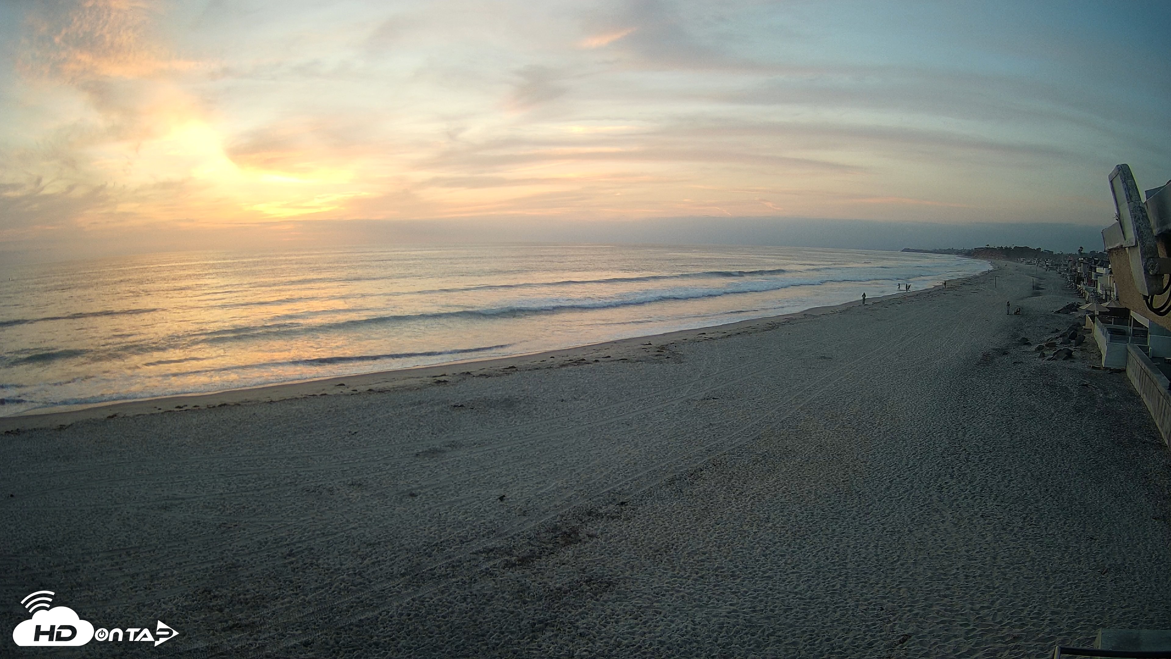 Snapshot of 17th St. Del Mar Beach - 4K NW View Live Cam taken May 12, 2026, 7:42pm PDT