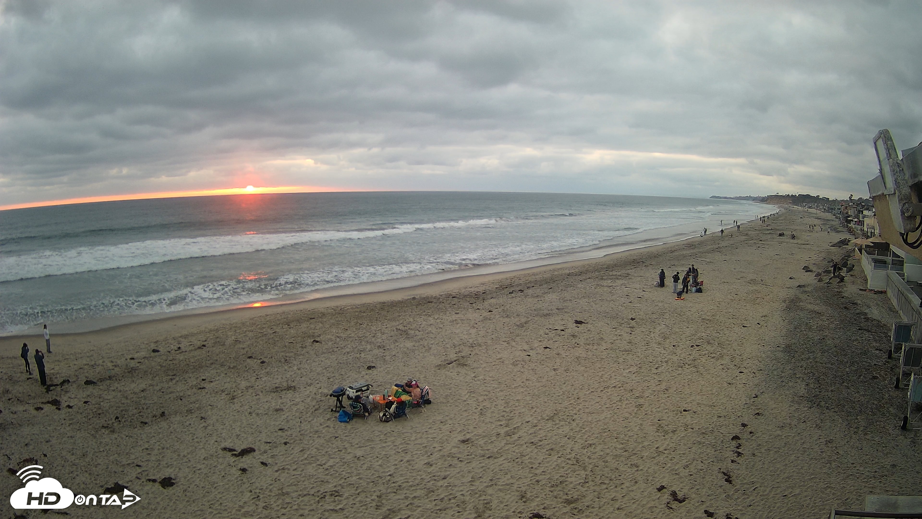 Snapshot of 17th St. Del Mar Beach - 4K NW View Live Cam taken May 23, 2026, 7:42pm PDT