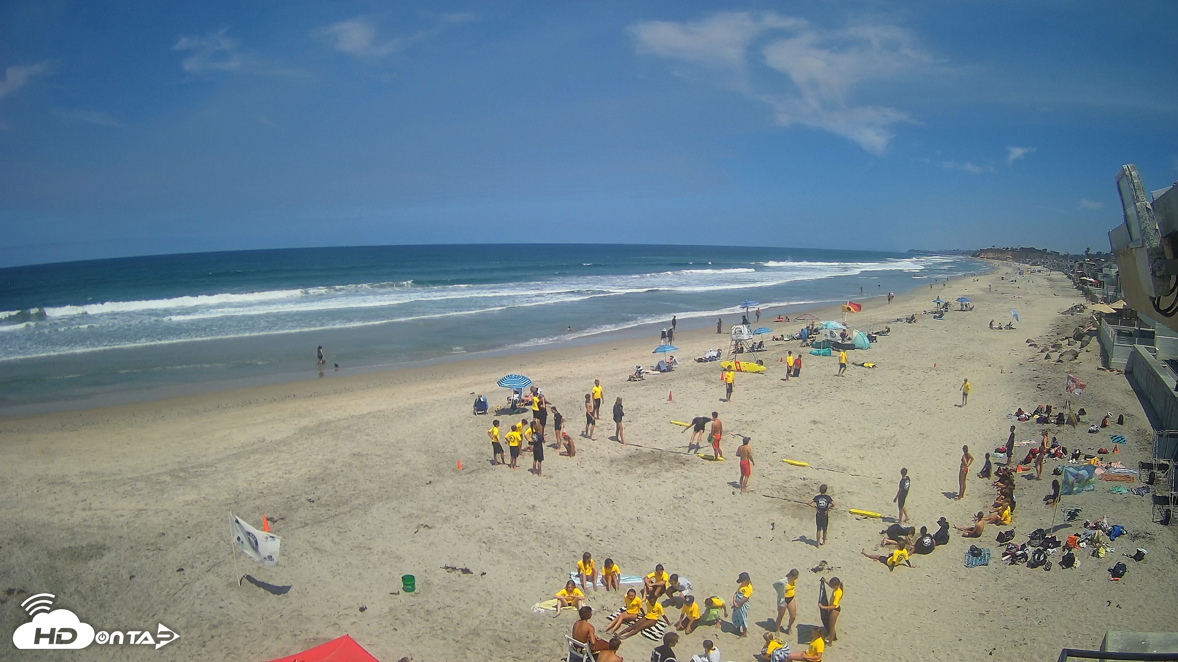 Snapshot of 17th St. Del Mar Beach - 4K NW View Live Cam taken Jun 8, 2026, 11:30am PDT
