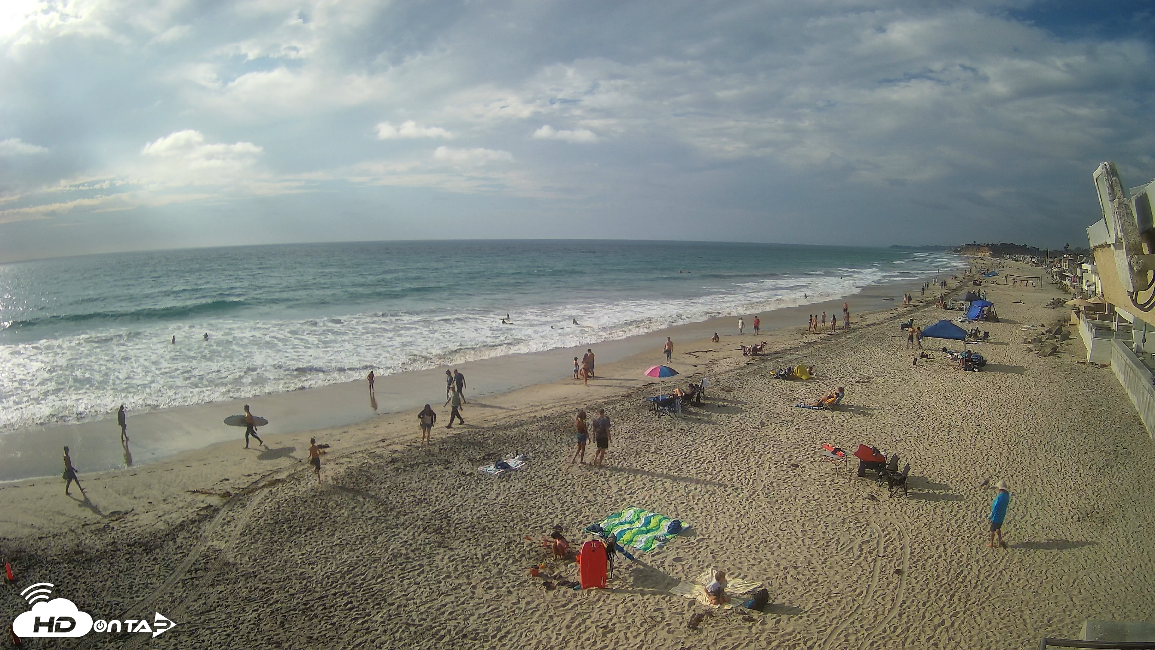 Snapshot of 17th St. Del Mar Beach - 4K NW View Live Cam taken Sep 20, 2026, 4:45pm PDT