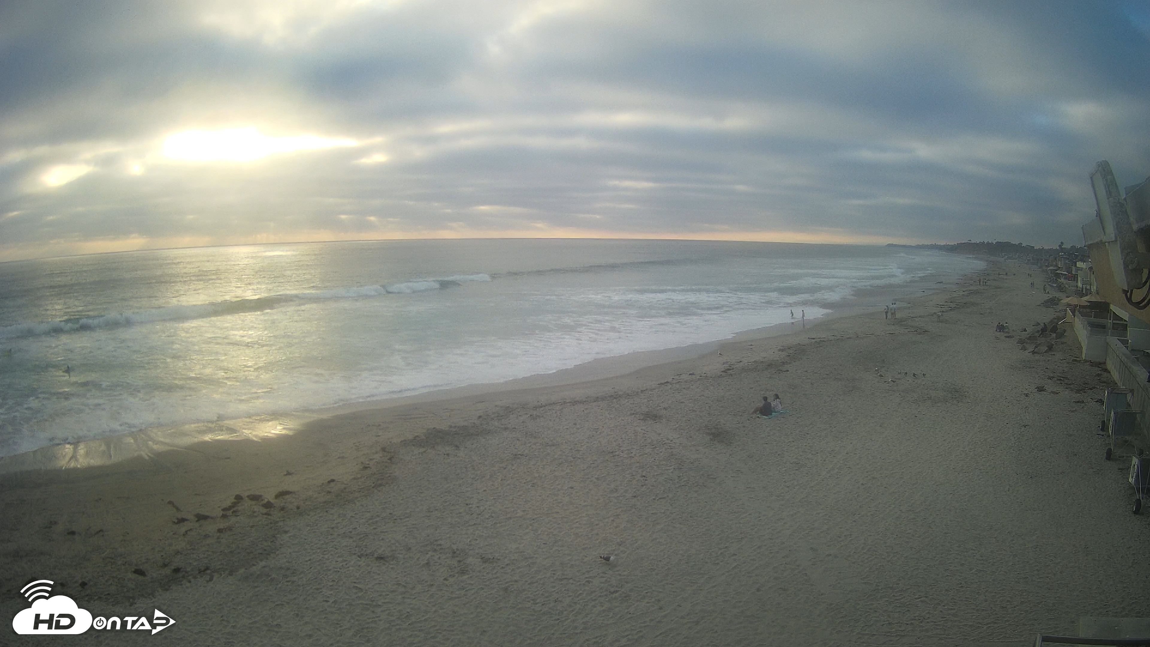 Snapshot of 17th St. Del Mar Beach - 4K NW View Live Cam taken Jun 24, 2026, 7:08pm PDT