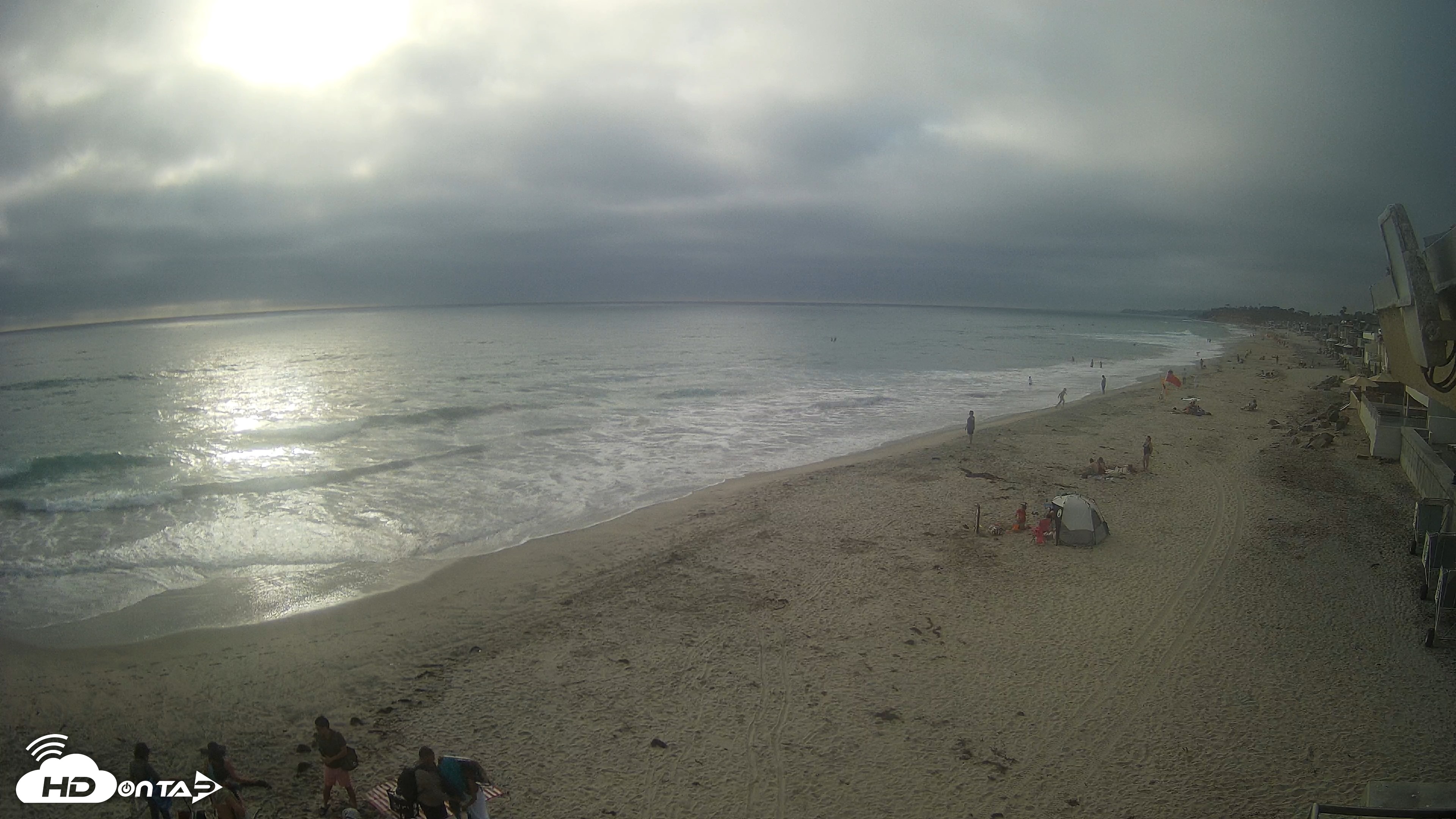 Snapshot of 17th St. Del Mar Beach - 4K NW View Live Cam taken Jun 12, 2026, 6:17pm PDT