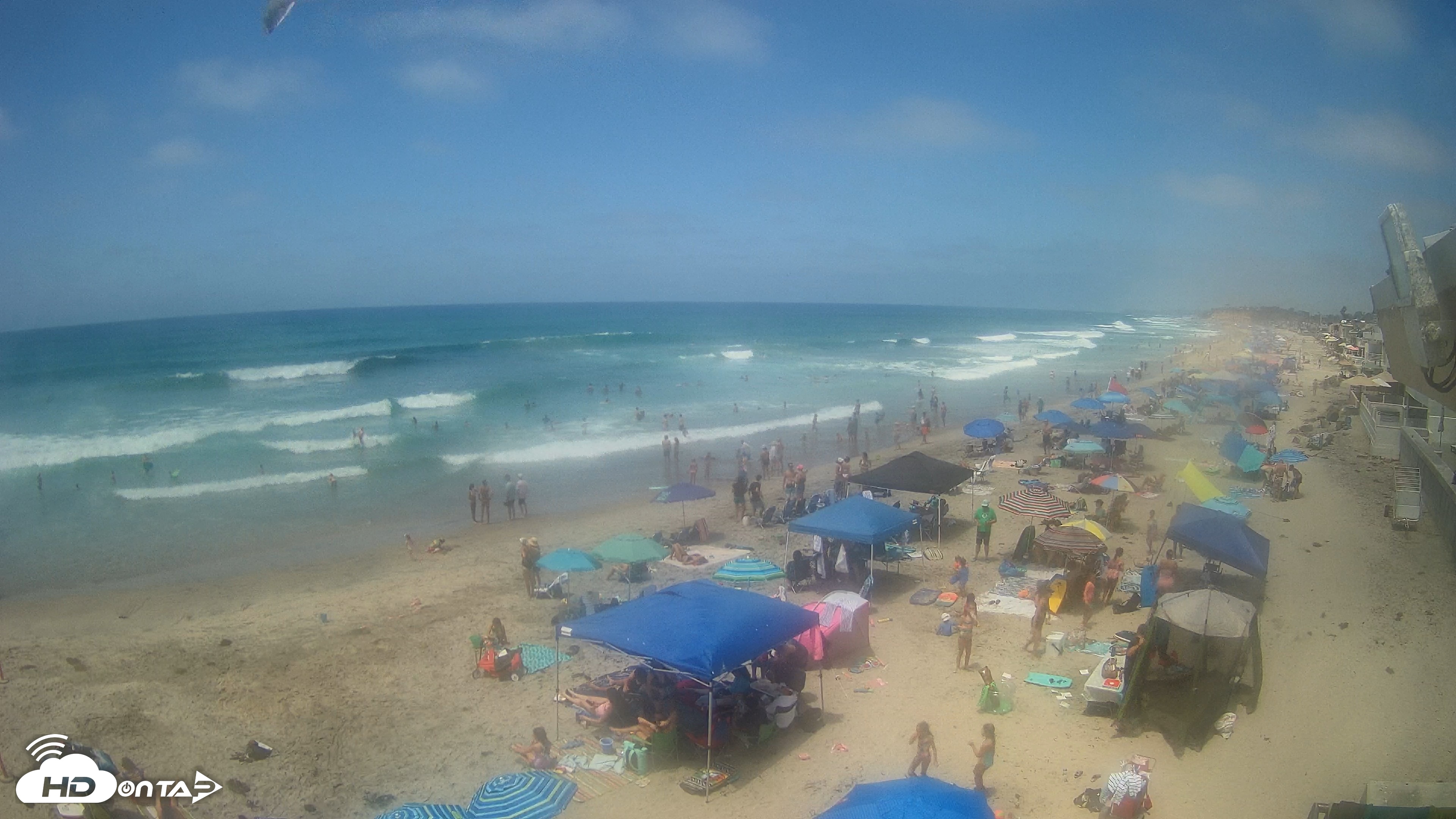 Snapshot of 17th St. Del Mar Beach - 4K NW View Live Cam taken Aug 1, 2026, 1:07pm PDT