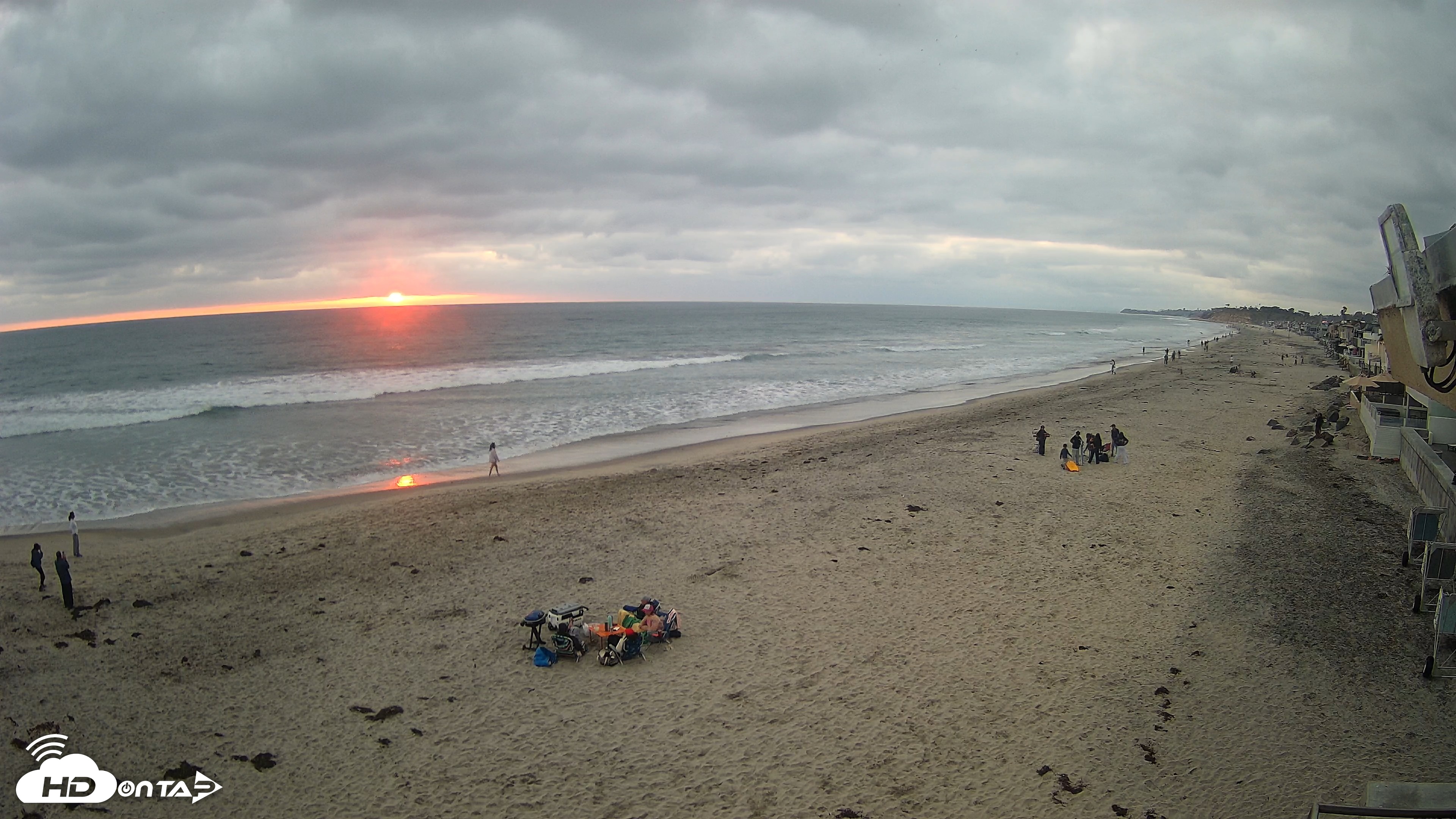 Snapshot of 17th St. Del Mar Beach - 4K NW View Live Cam taken May 23, 2026, 7:43pm PDT