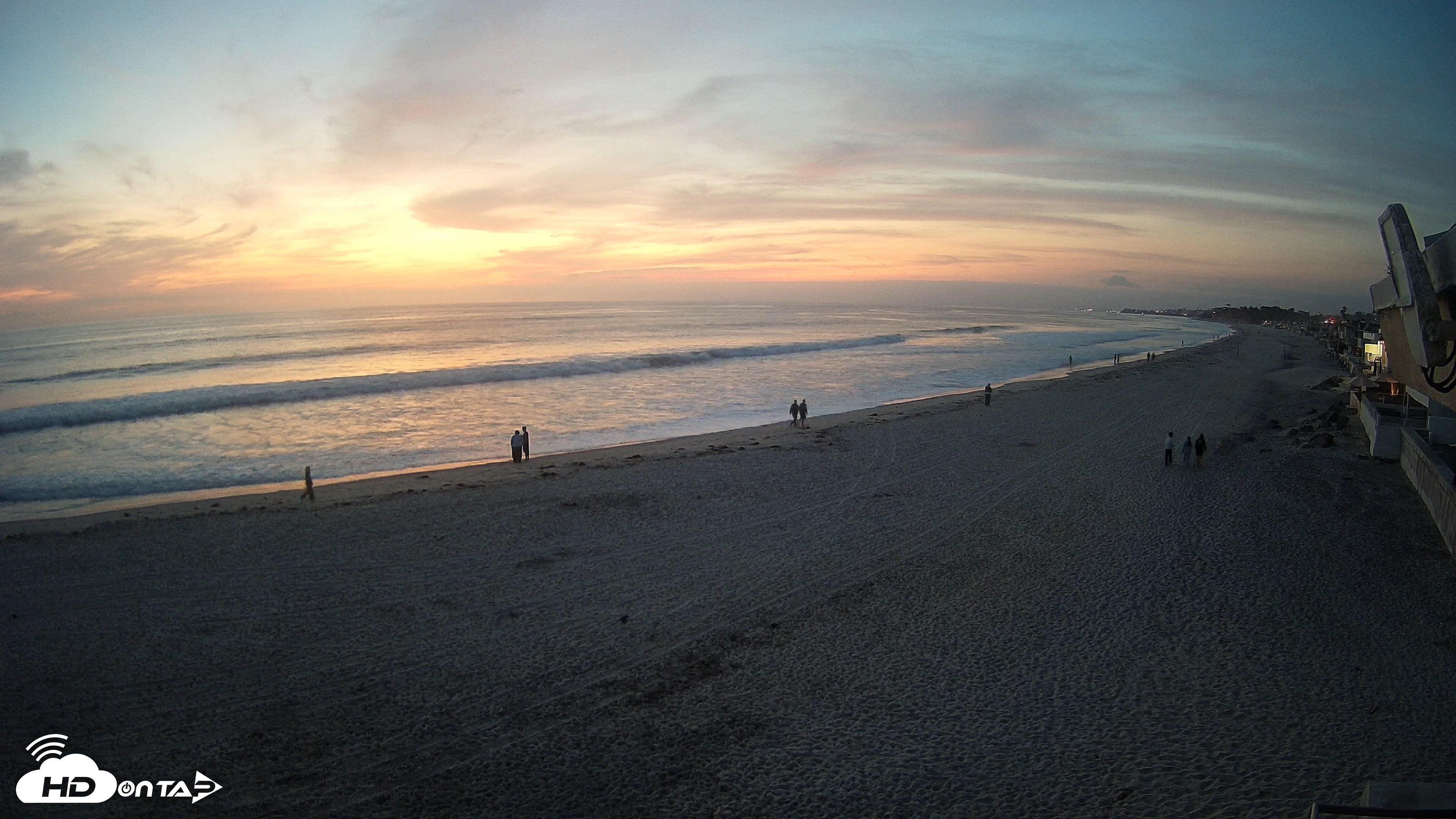 Snapshot of 17th St. Del Mar Beach - 4K NW View Live Cam taken May 12, 2026, 8:03pm PDT