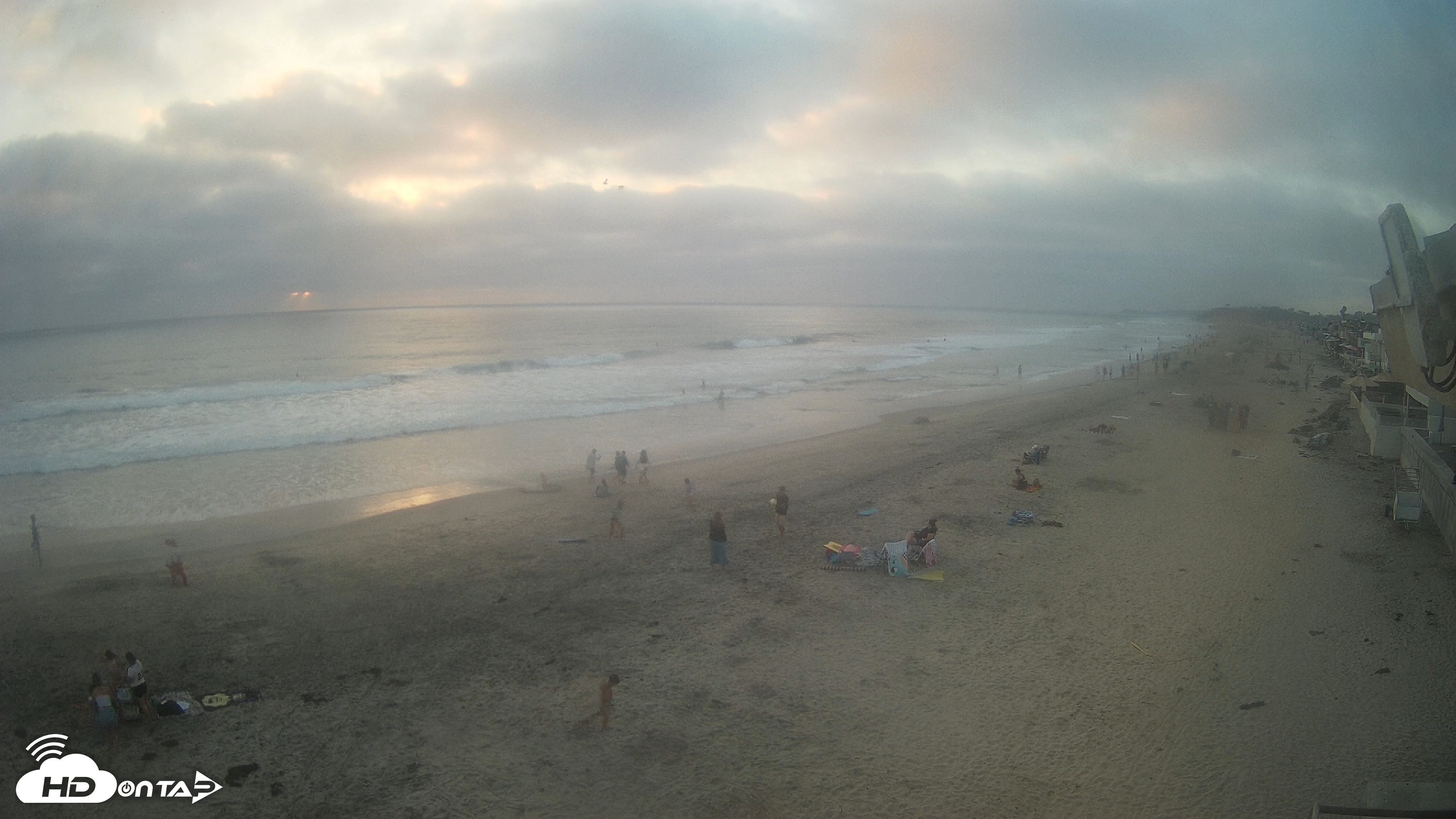 Snapshot of 17th St. Del Mar Beach - 4K NW View Live Cam taken Aug 2, 2026, 7:33pm PDT