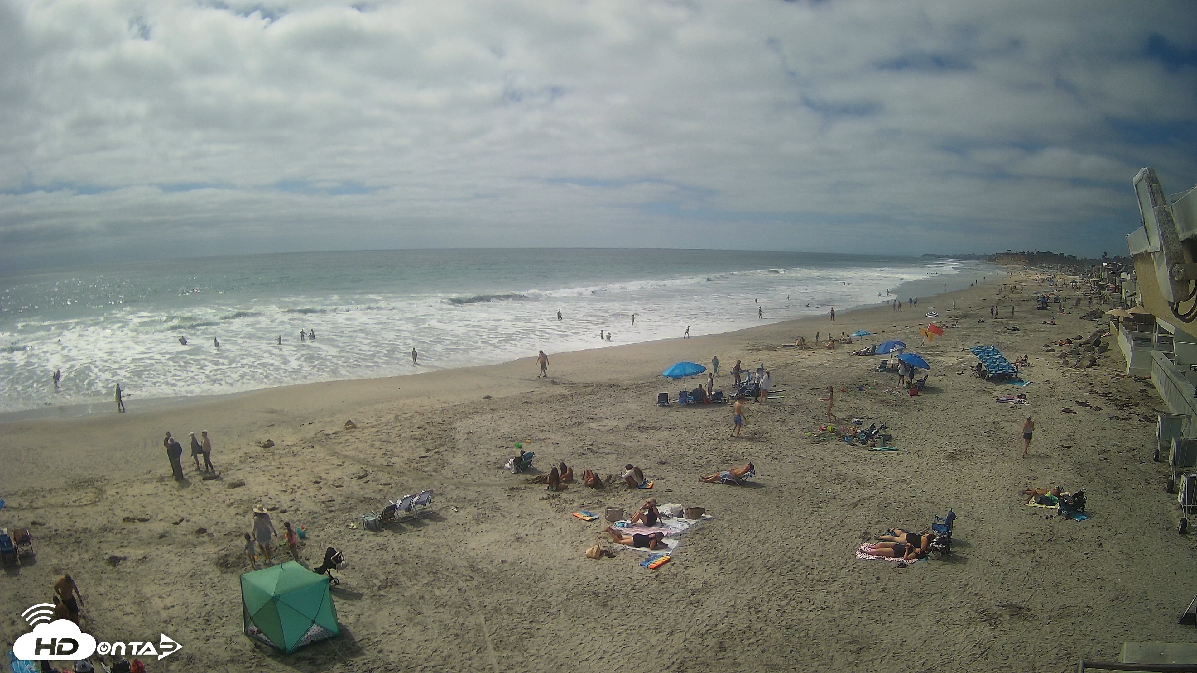 Snapshot of 17th St. Del Mar Beach - 4K NW View Live Cam taken Jun 17, 2026, 3:41pm PDT