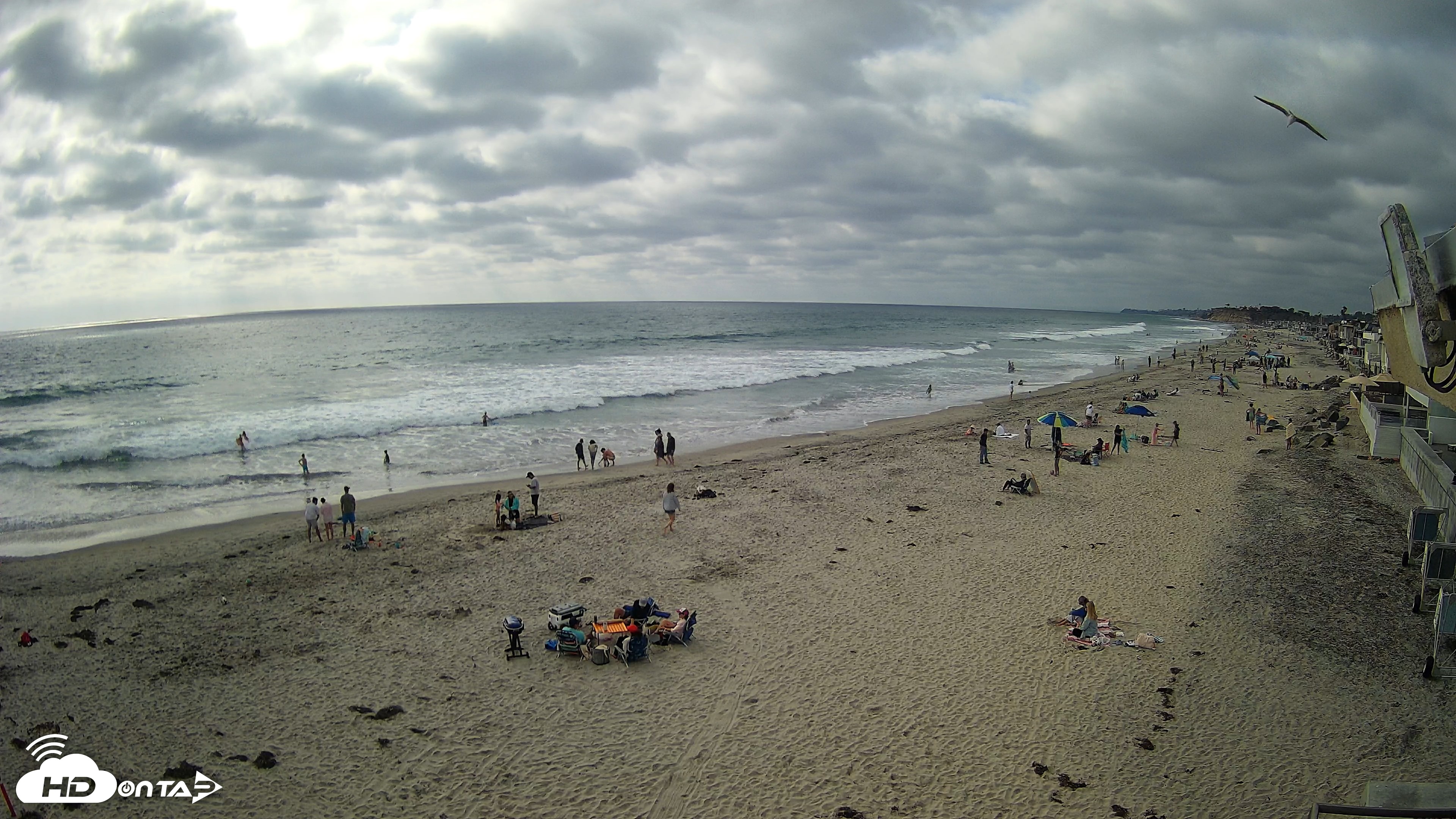 Snapshot of 17th St. Del Mar Beach - 4K NW View Live Cam taken May 23, 2026, 5:09pm PDT
