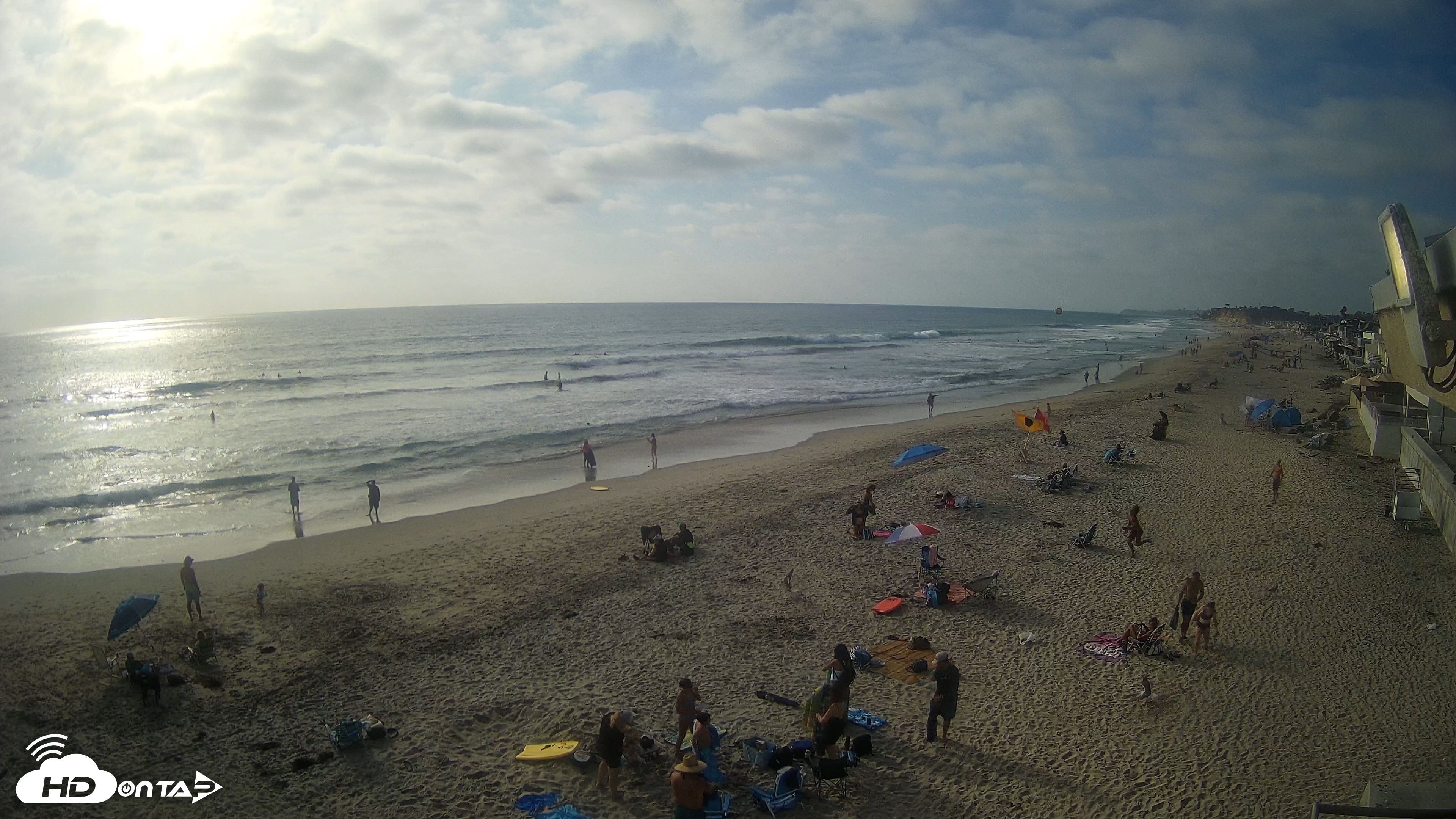 Snapshot of 17th St. Del Mar Beach - 4K NW View Live Cam taken Aug 4, 2026, 5:40pm PDT