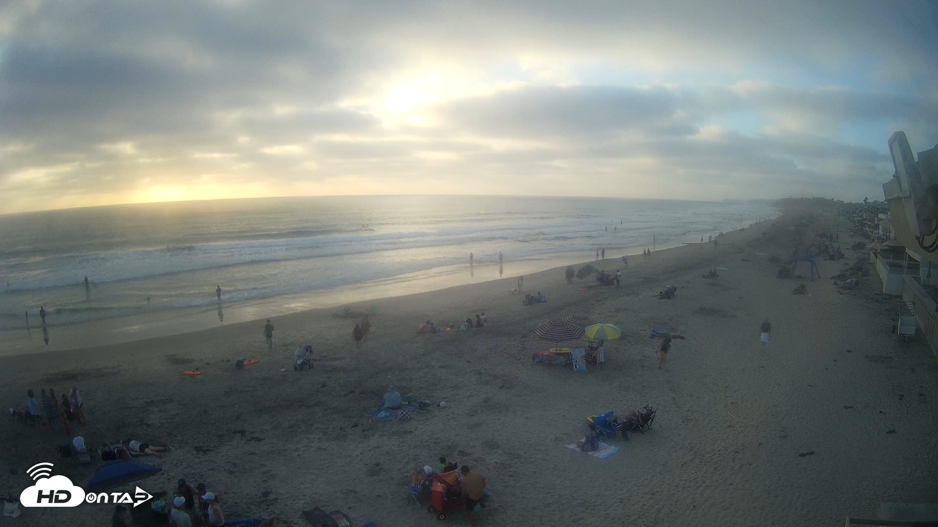 Snapshot of 17th St. Del Mar Beach - 4K NW View Live Cam taken Aug 2, 2026, 7:05pm PDT