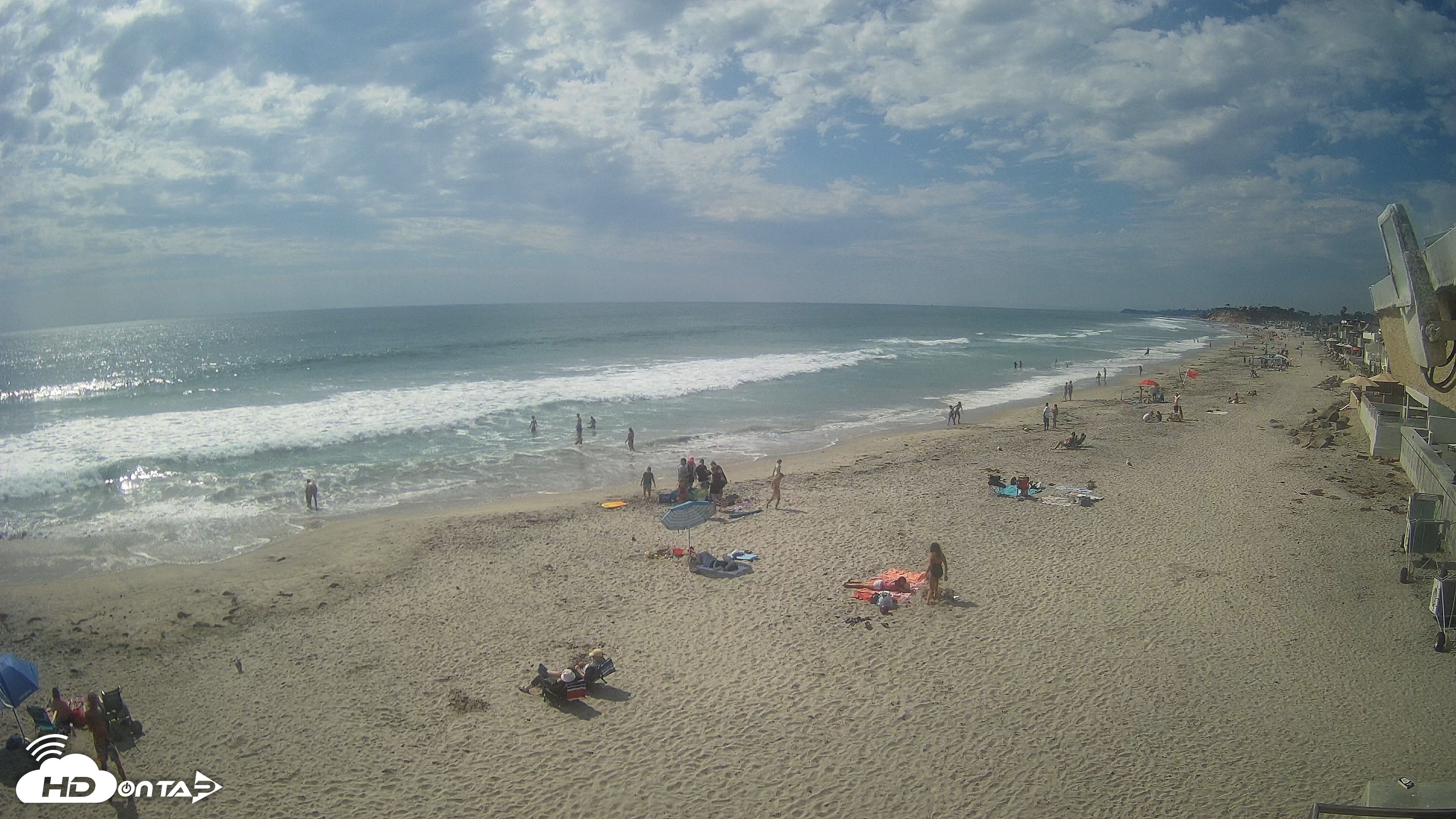 Snapshot of 17th St. Del Mar Beach - 4K NW View Live Cam taken Jun 23, 2026, 4:10pm PDT