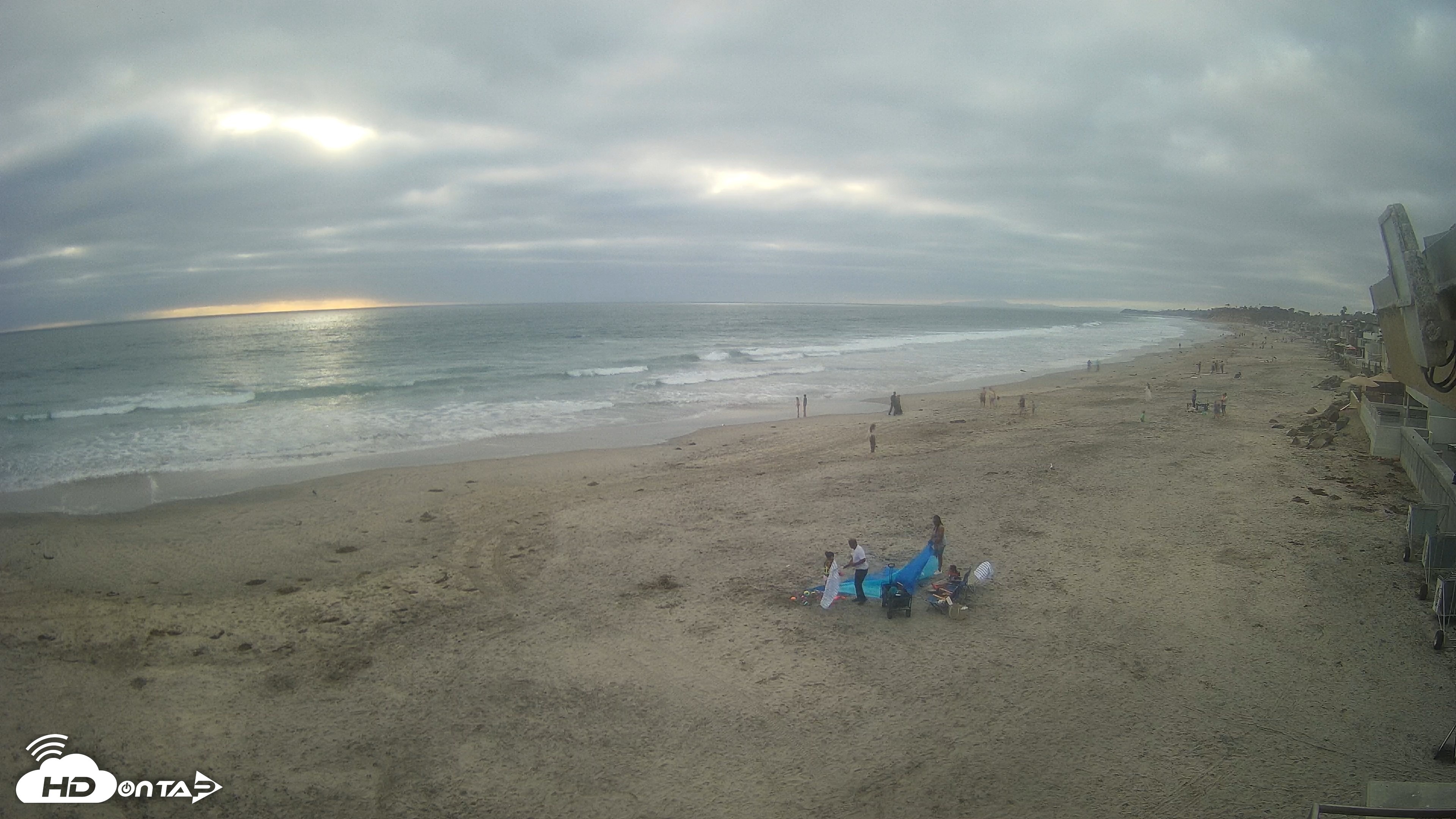 Snapshot of 17th St. Del Mar Beach - 4K NW View Live Cam taken Jun 17, 2026, 6:38pm PDT