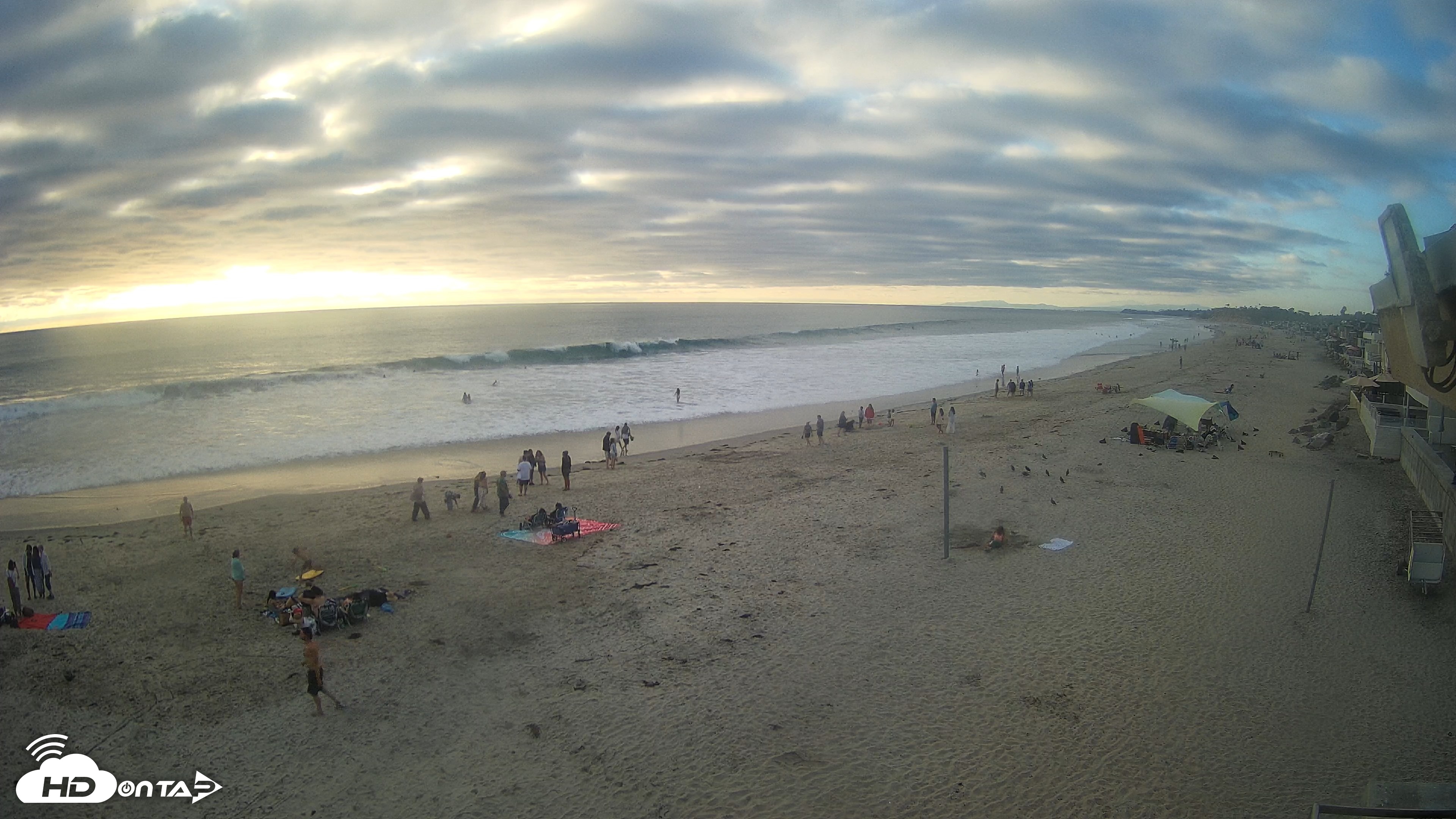 Snapshot of 17th St. Del Mar Beach - 4K NW View Live Cam taken Aug 14, 2026, 6:41pm PDT