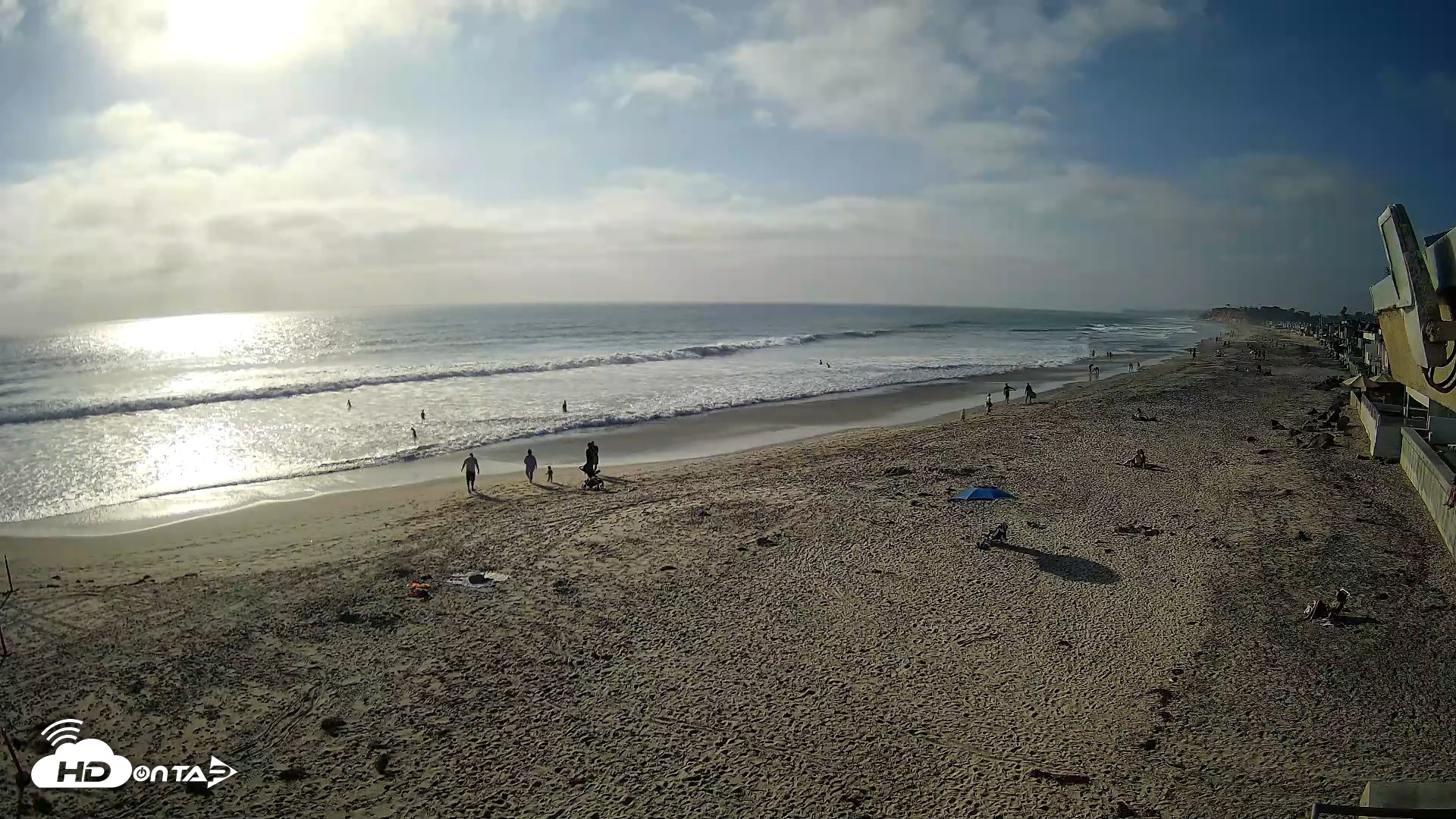 Snapshot of 17th St. Del Mar Beach - 4K NW View Live Cam taken May 21, 2026, 6:07pm PDT