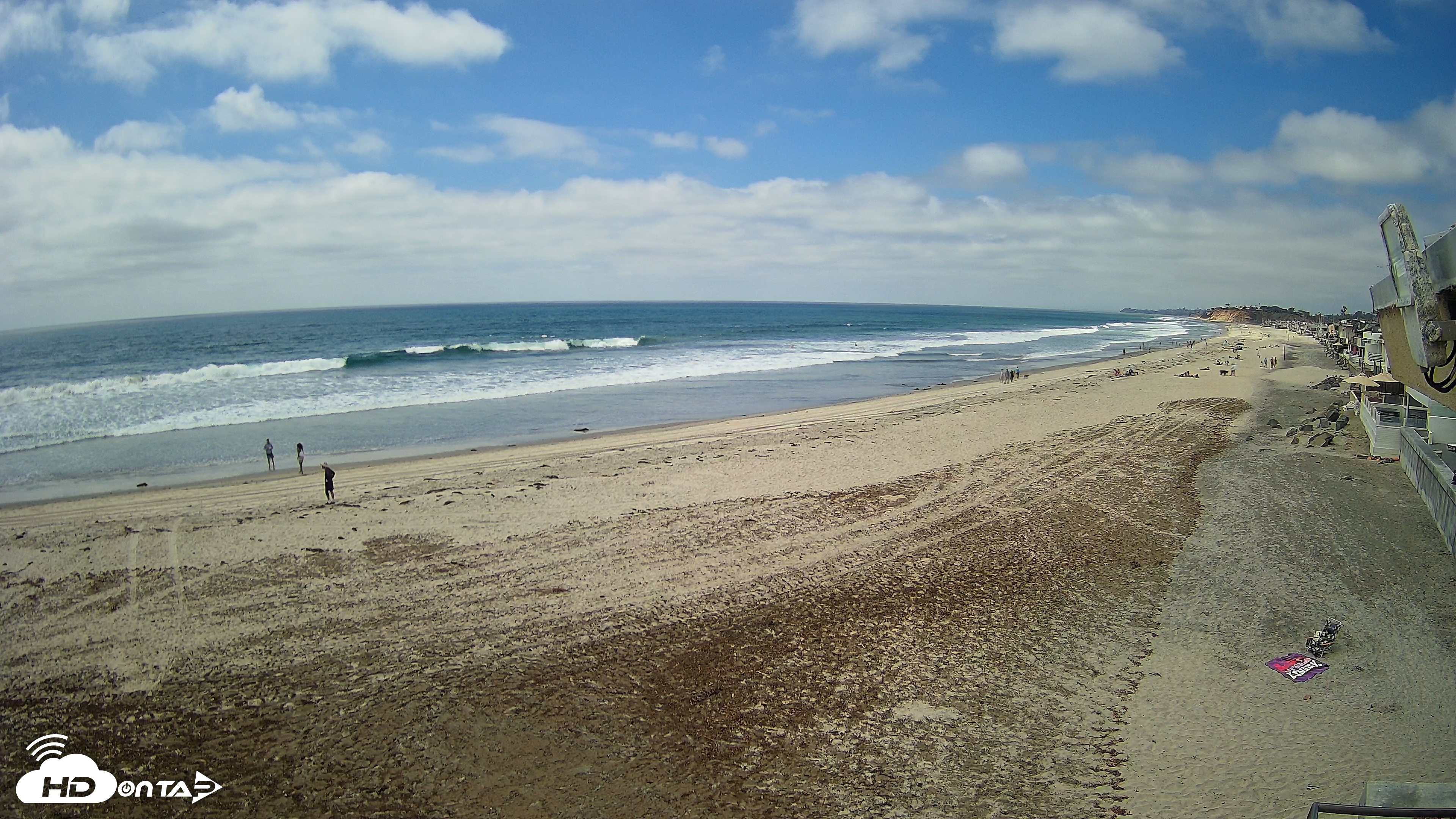 Snapshot of 17th St. Del Mar Beach - 4K NW View Live Cam taken May 7, 2026, 2:36pm PDT