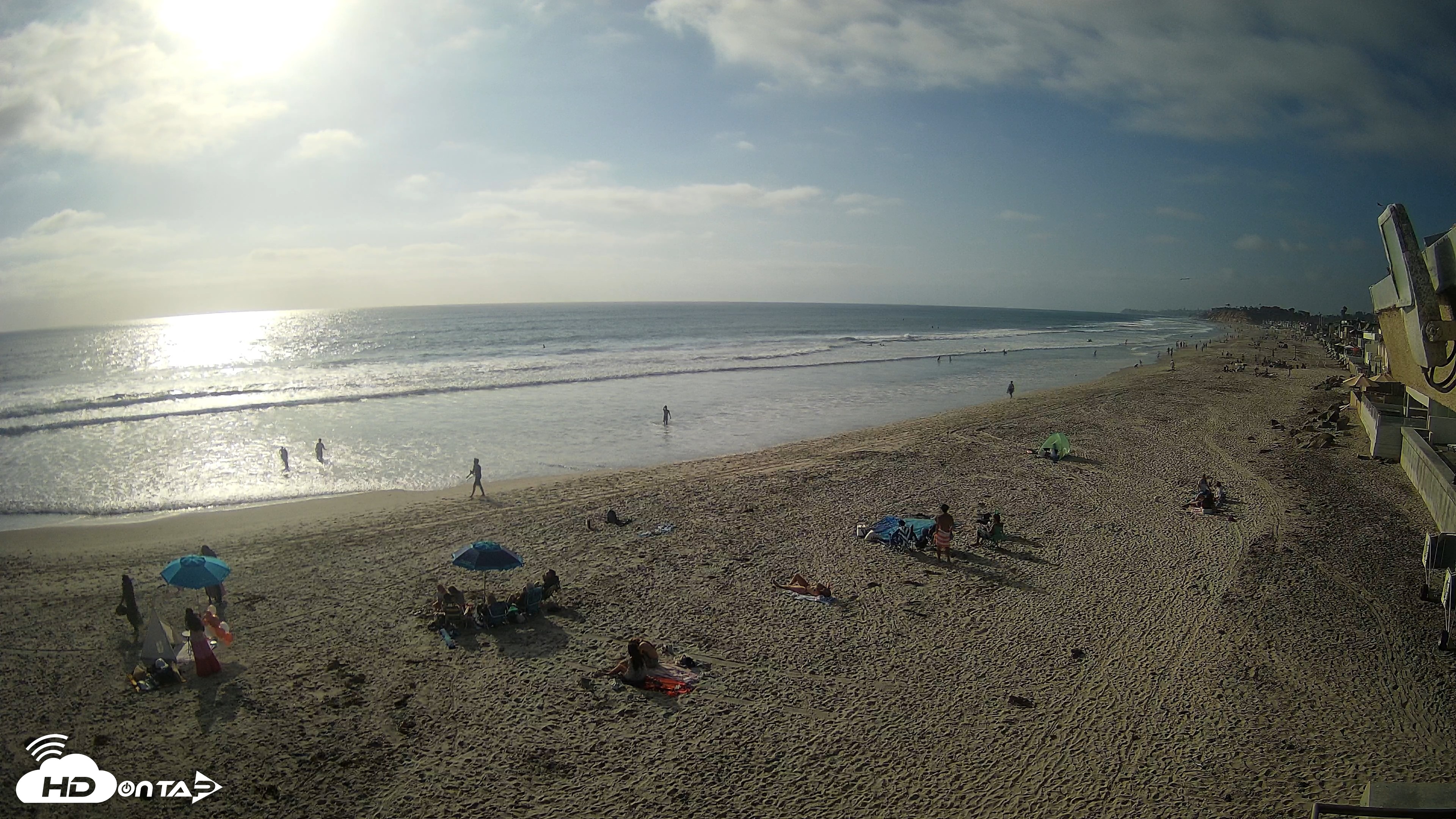 Snapshot of 17th St. Del Mar Beach - 4K NW View Live Cam taken Jun 4, 2026, 5:53pm PDT