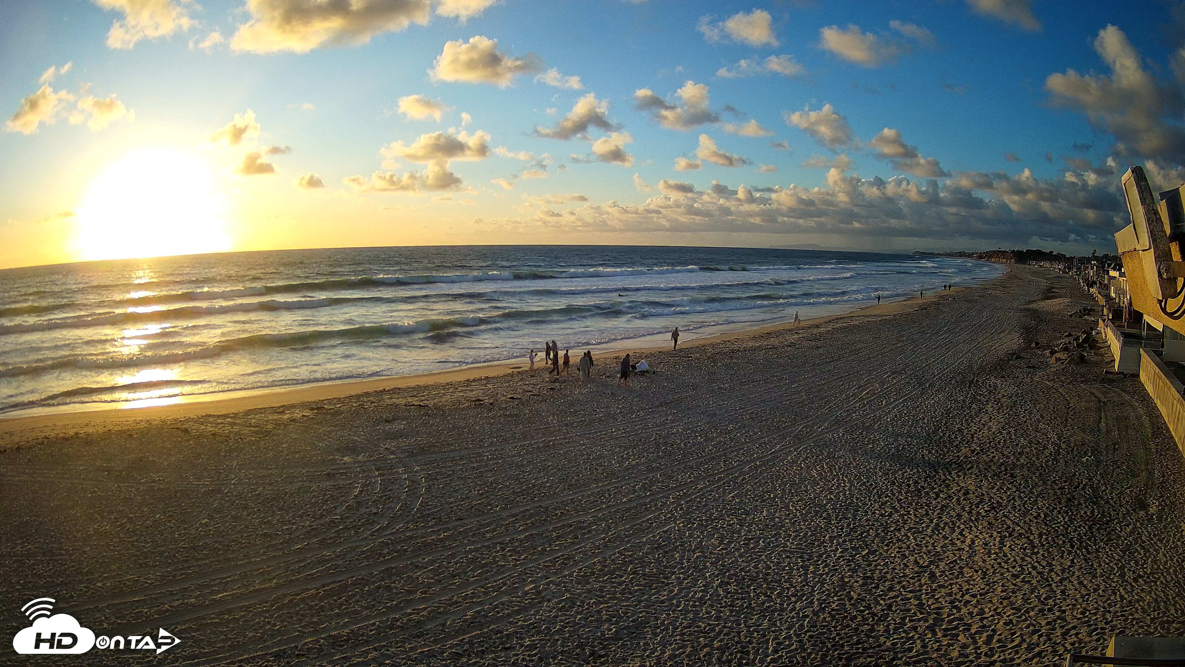 Snapshot of 17th St. Del Mar Beach - 4K NW View Live Cam taken Apr 13, 2026, 7:08pm PDT
