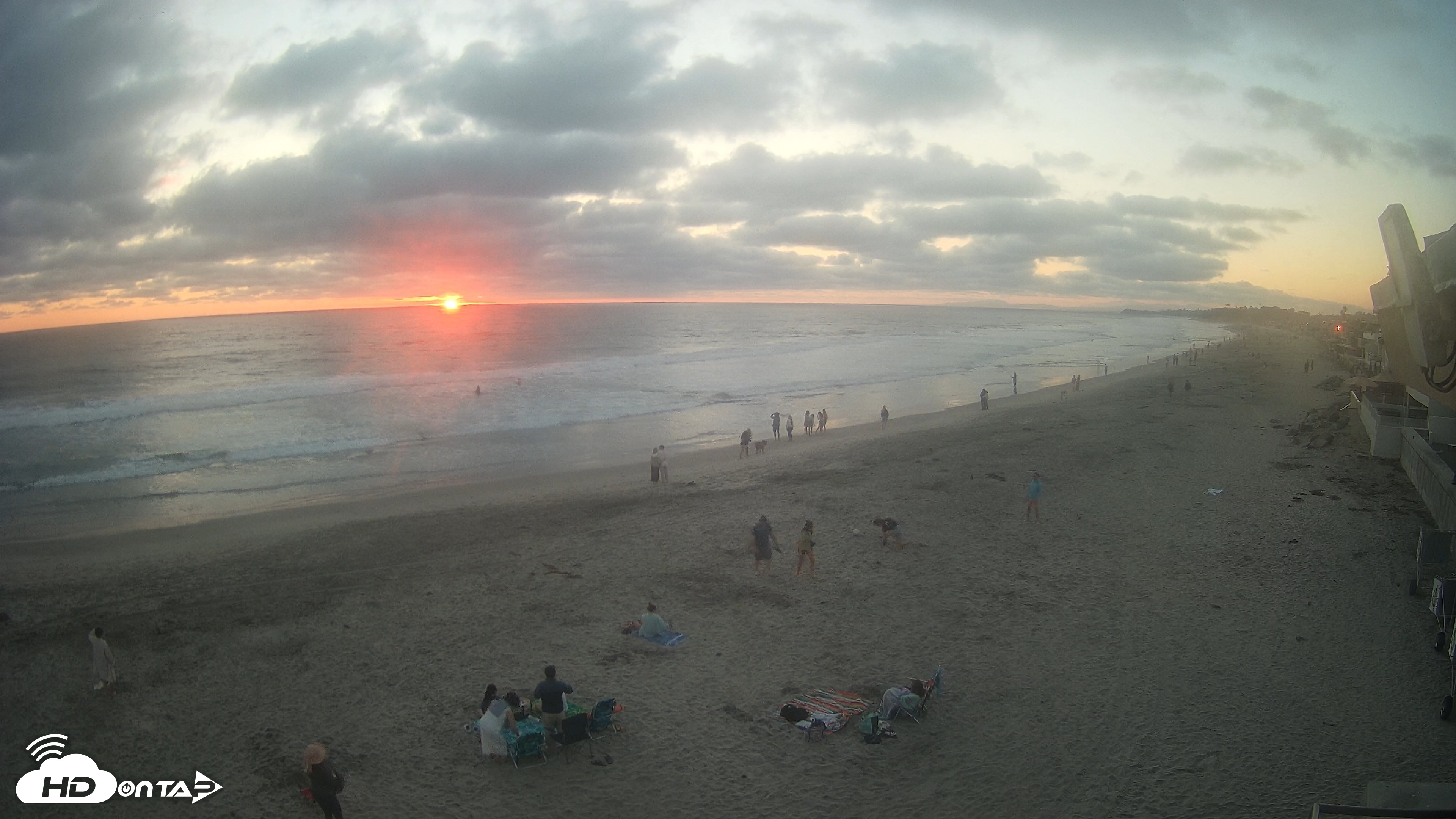 Snapshot of 17th St. Del Mar Beach - 4K NW View Live Cam taken Jun 21, 2026, 8:00pm PDT