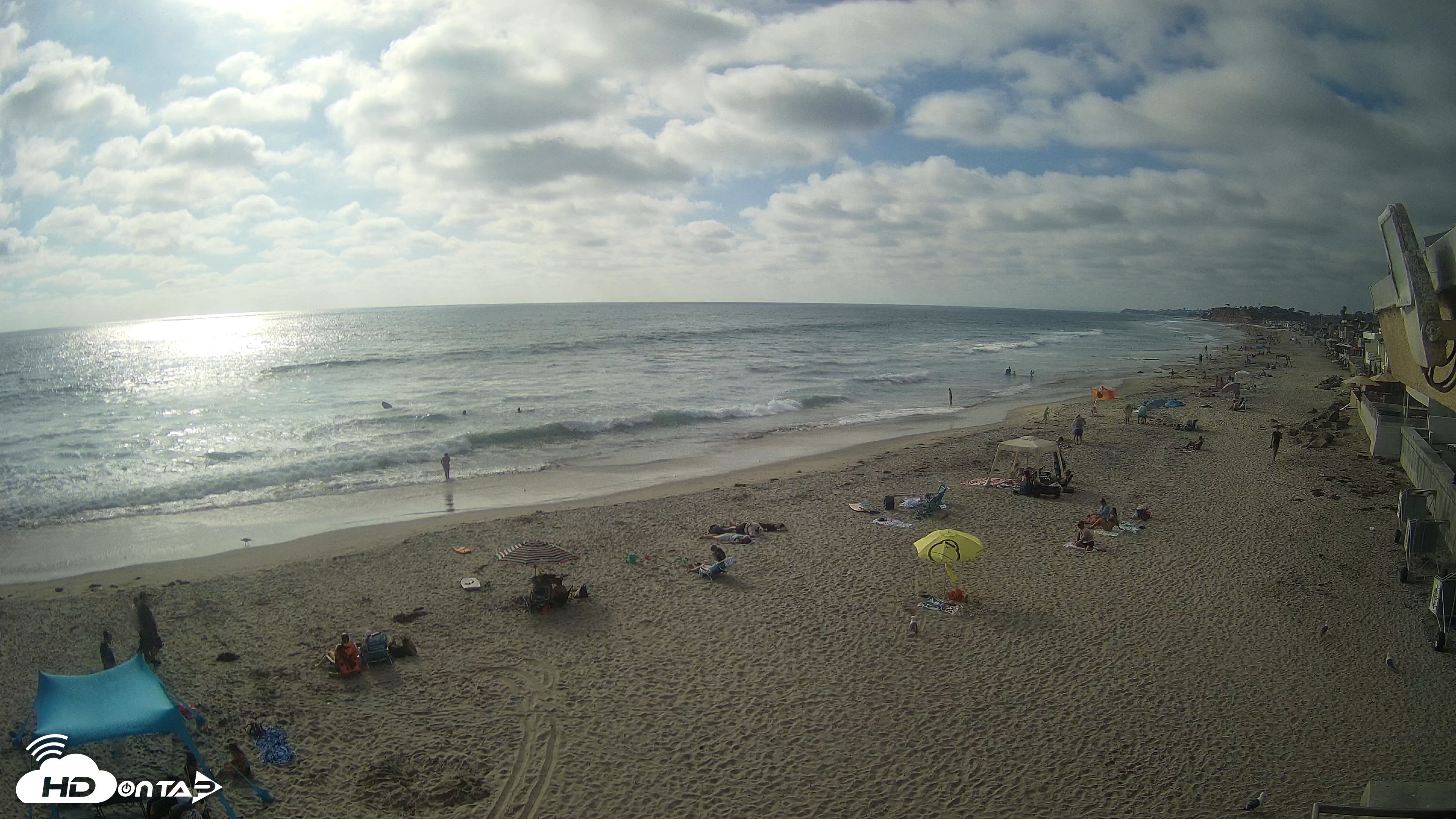 Snapshot of 17th St. Del Mar Beach - 4K NW View Live Cam taken Jun 25, 2026, 5:34pm PDT