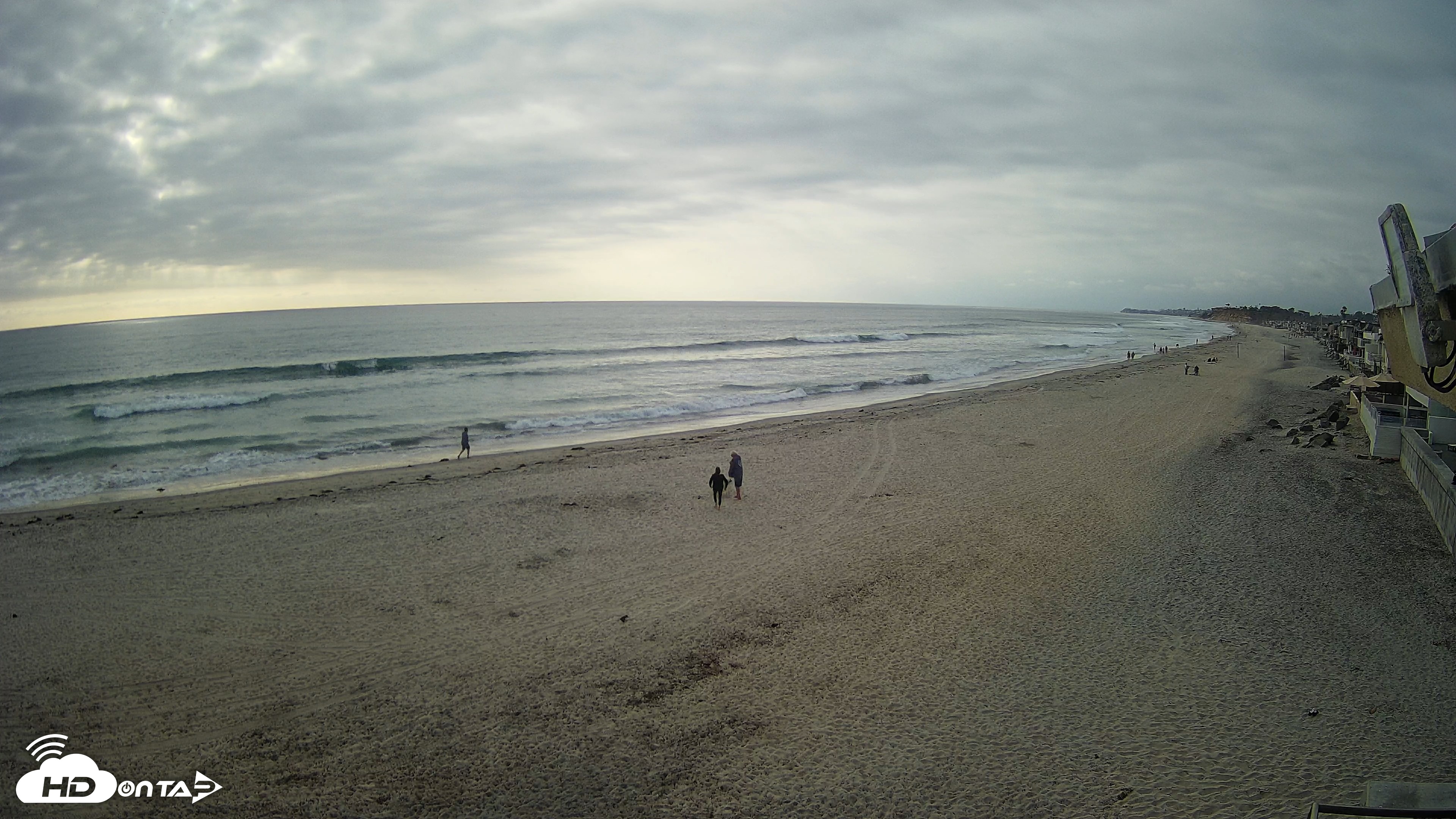 Snapshot of 17th St. Del Mar Beach - 4K NW View Live Cam taken May 12, 2026, 5:46pm PDT