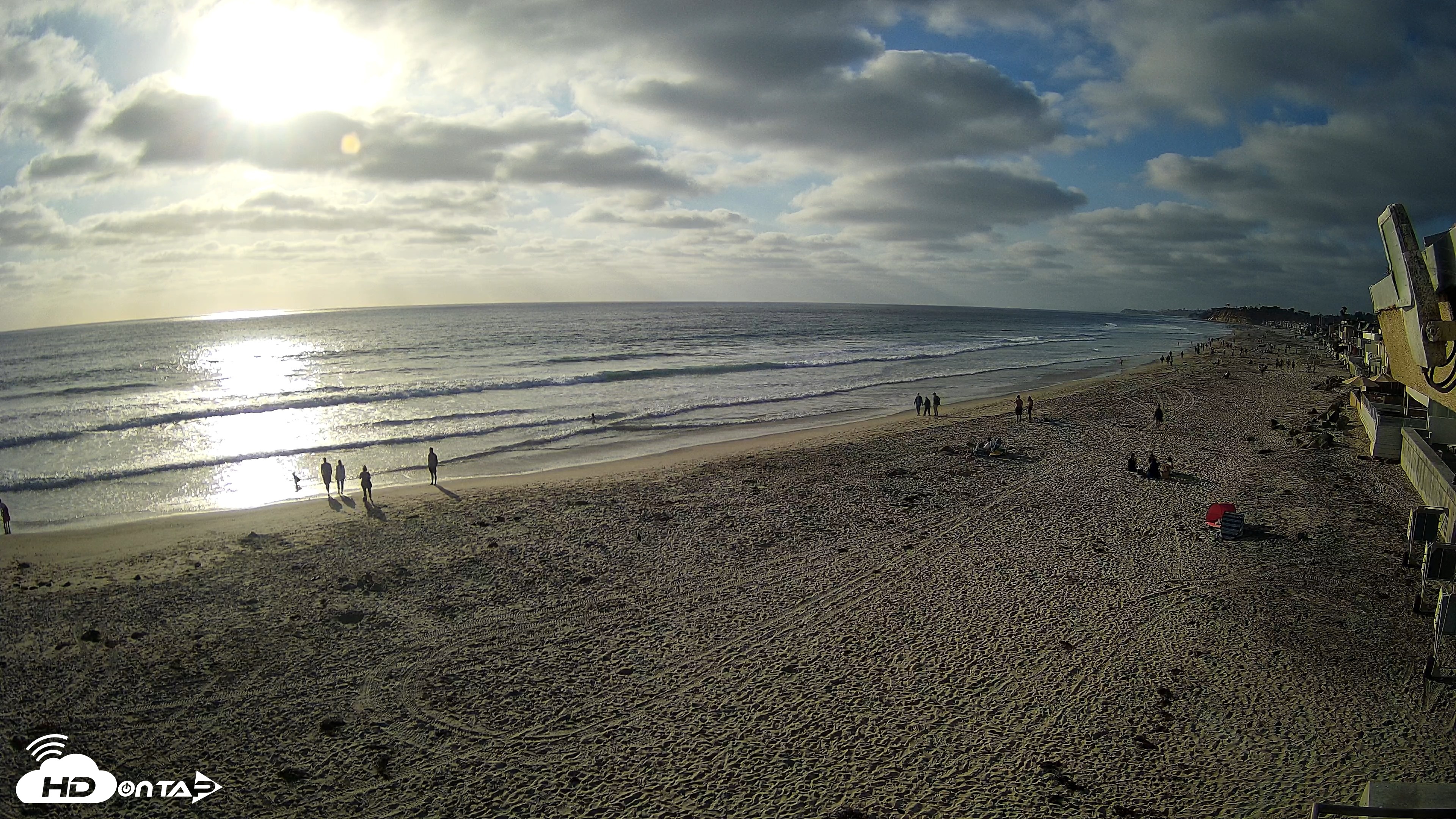 Snapshot of 17th St. Del Mar Beach - 4K NW View Live Cam taken May 22, 2026, 6:26pm PDT