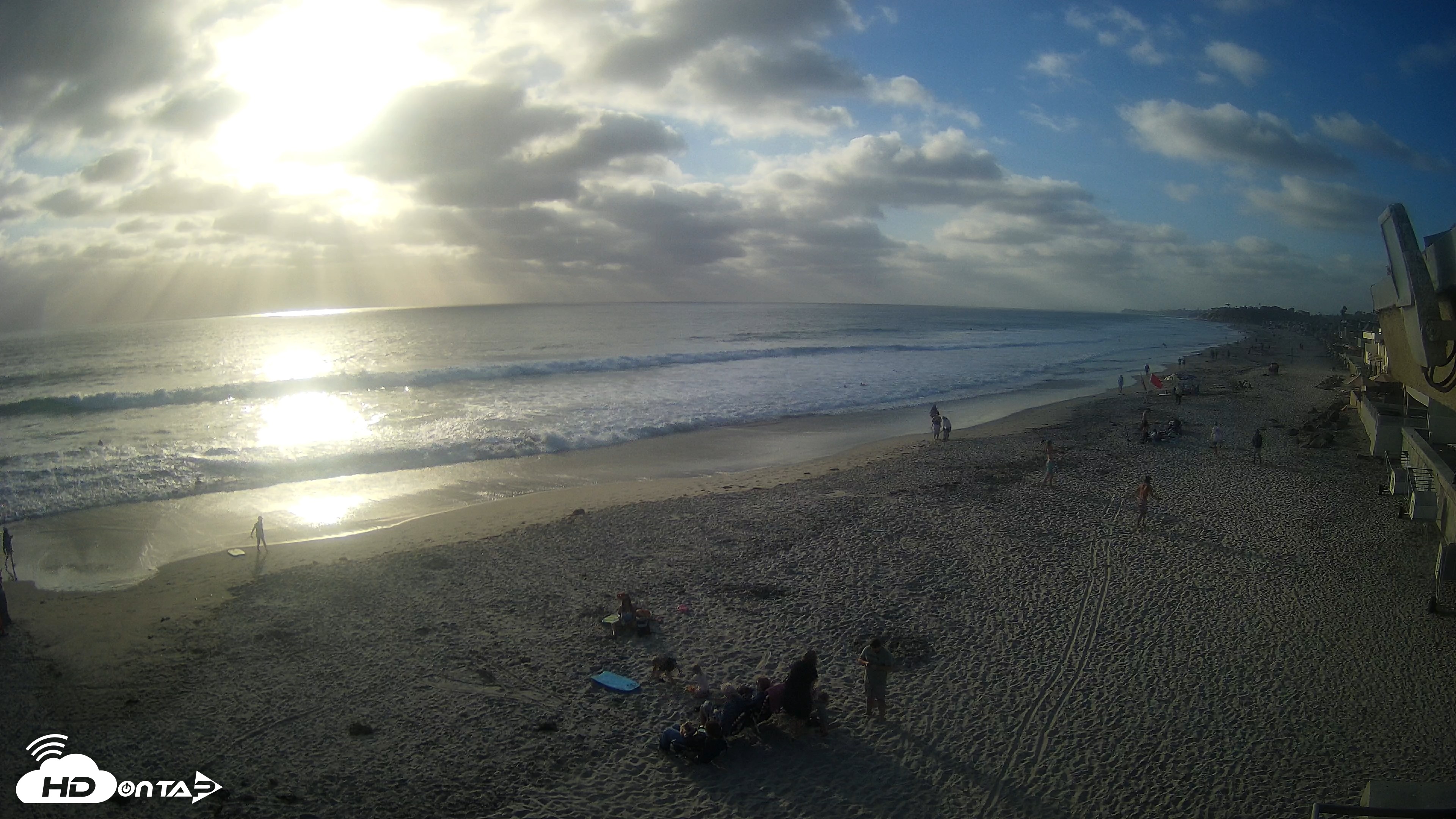 Snapshot of 17th St. Del Mar Beach - 4K NW View Live Cam taken Jun 29, 2026, 6:47pm PDT