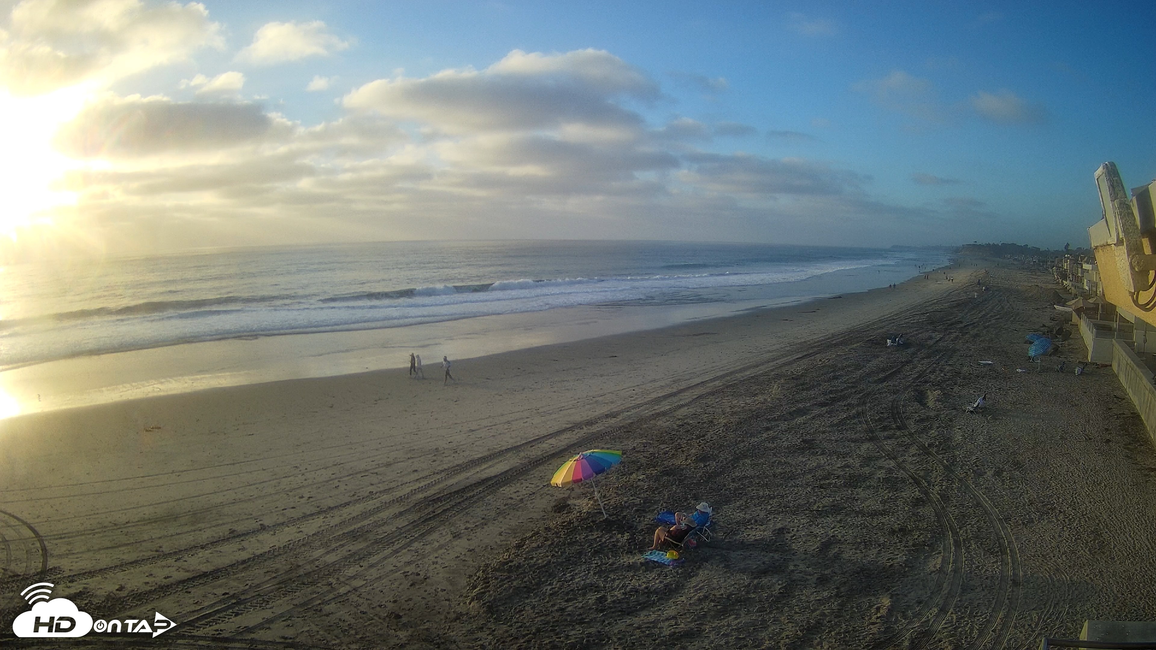 Snapshot of 17th St. Del Mar Beach - 4K NW View Live Cam taken Sep 30, 2026, 5:57pm PDT