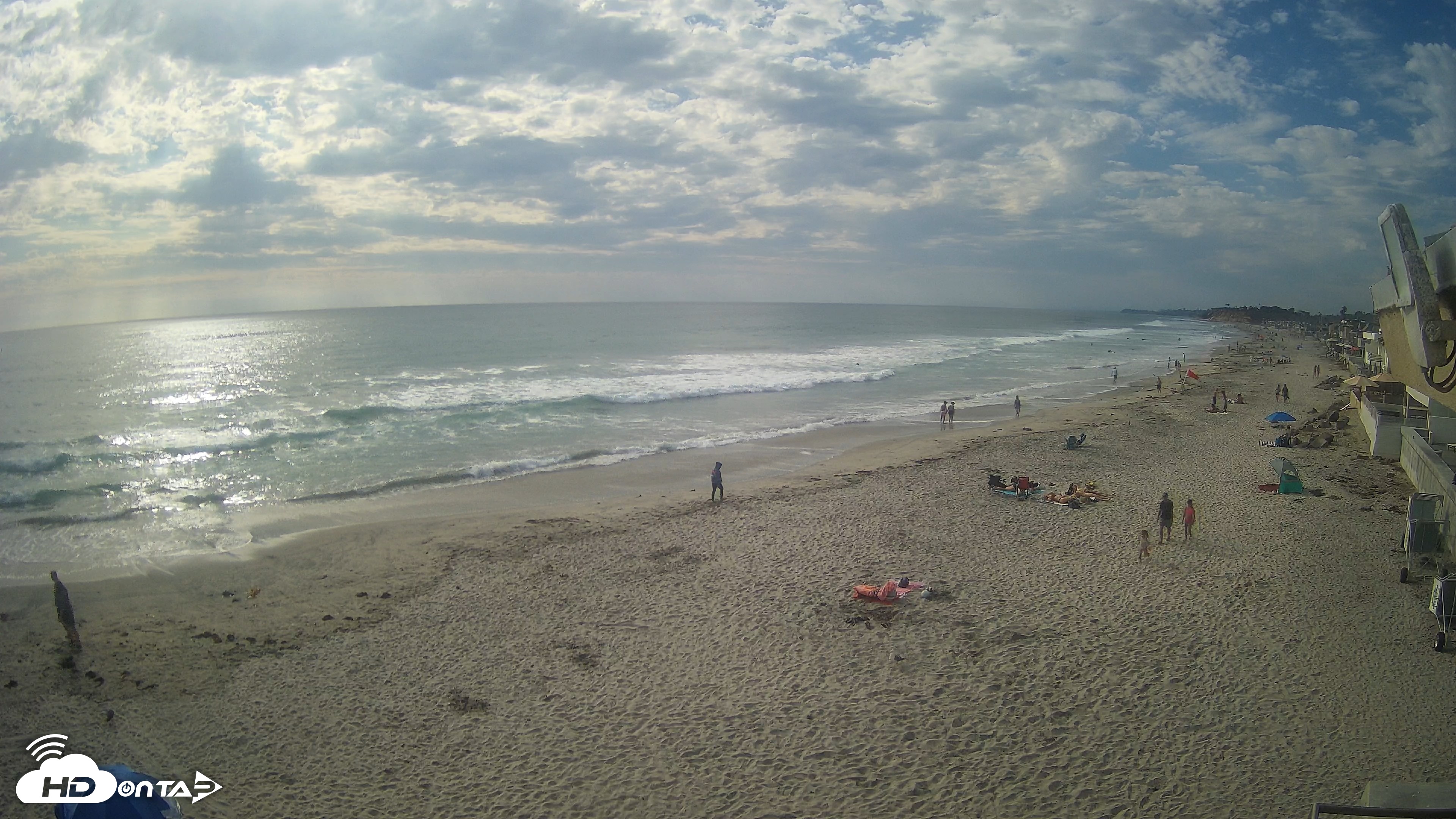 Snapshot of 17th St. Del Mar Beach - 4K NW View Live Cam taken Jun 23, 2026, 5:31pm PDT