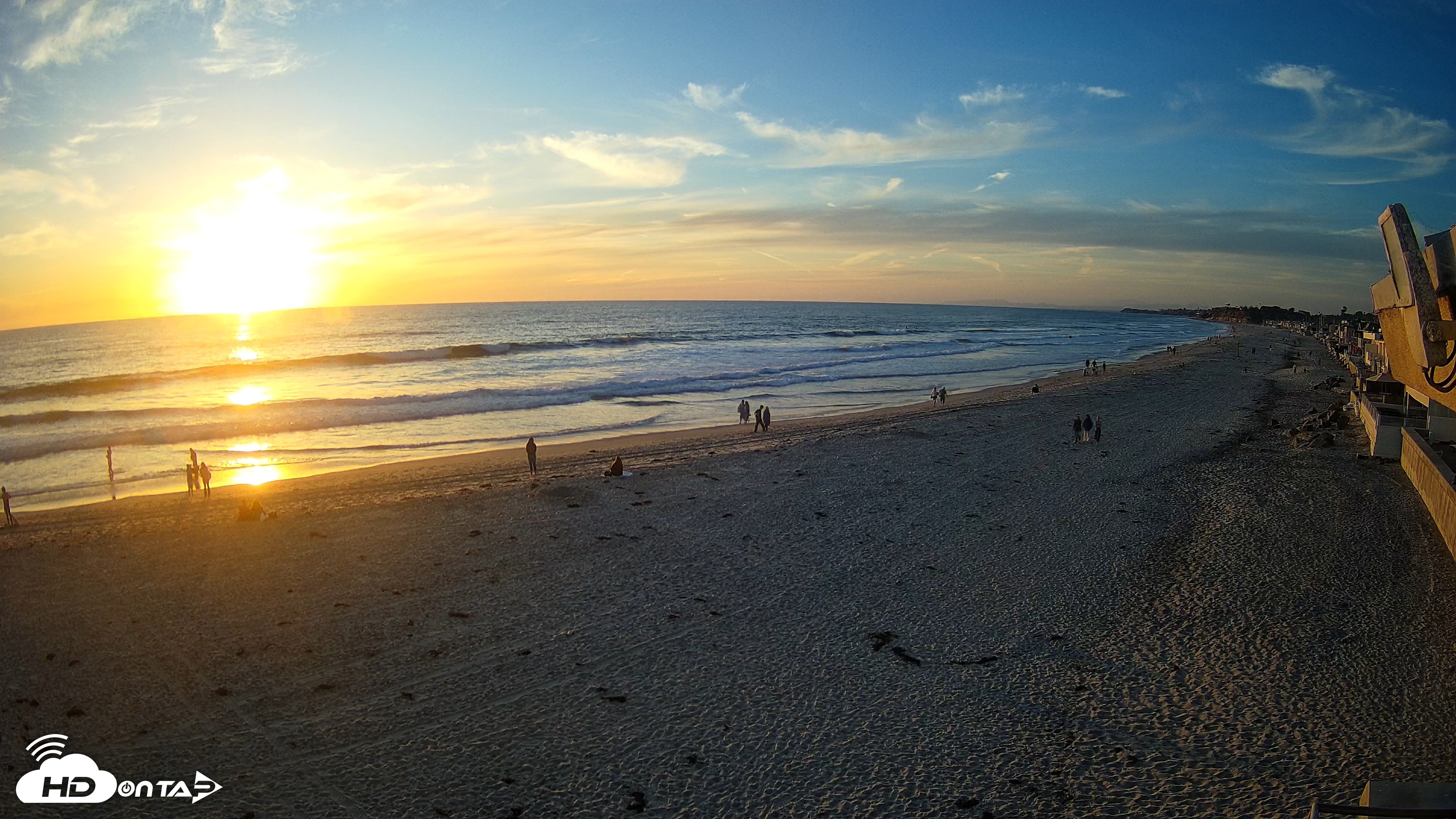 Snapshot of 17th St. Del Mar Beach - 4K NW View Live Cam taken Apr 23, 2026, 7:14pm PDT