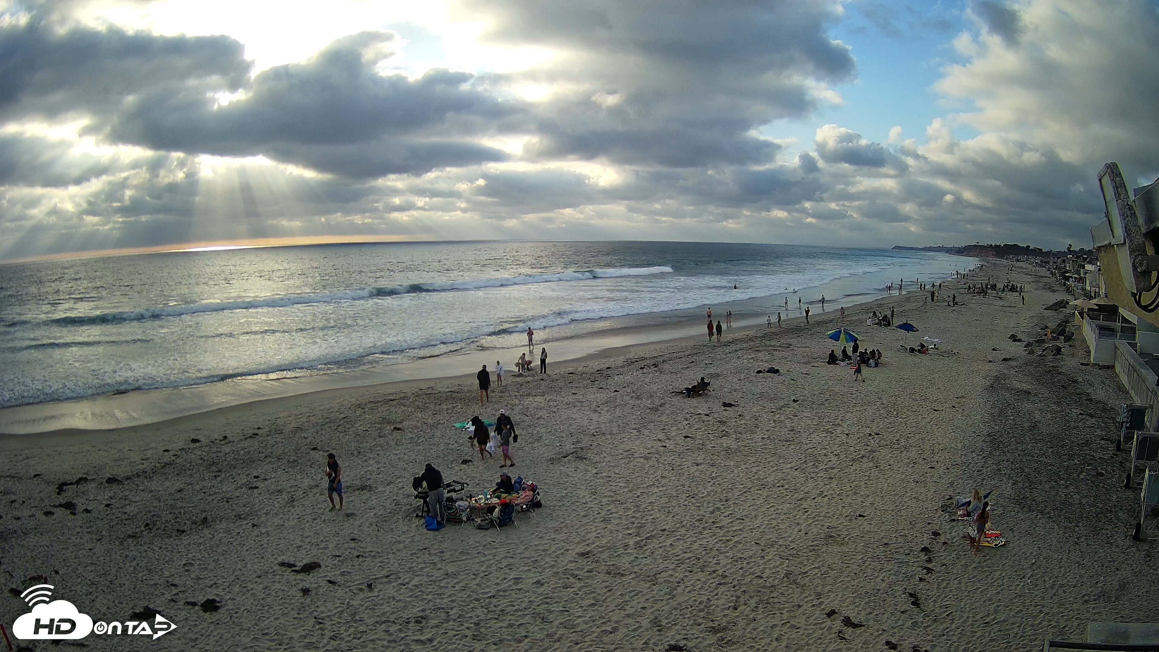 Snapshot of 17th St. Del Mar Beach - 4K NW View Live Cam taken May 23, 2026, 6:35pm PDT