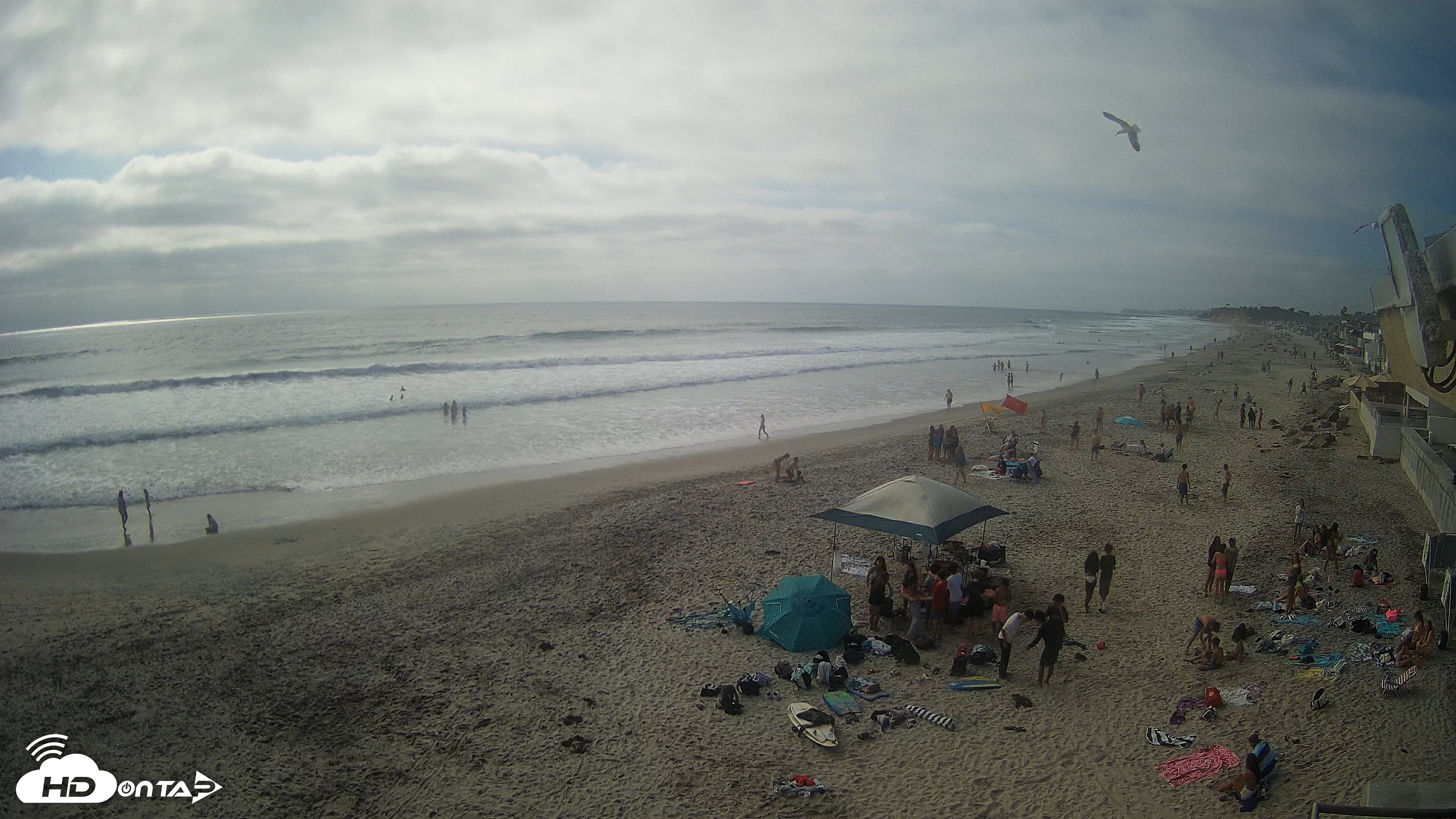Snapshot of 17th St. Del Mar Beach - 4K NW View Live Cam taken Jun 5, 2026, 5:04pm PDT
