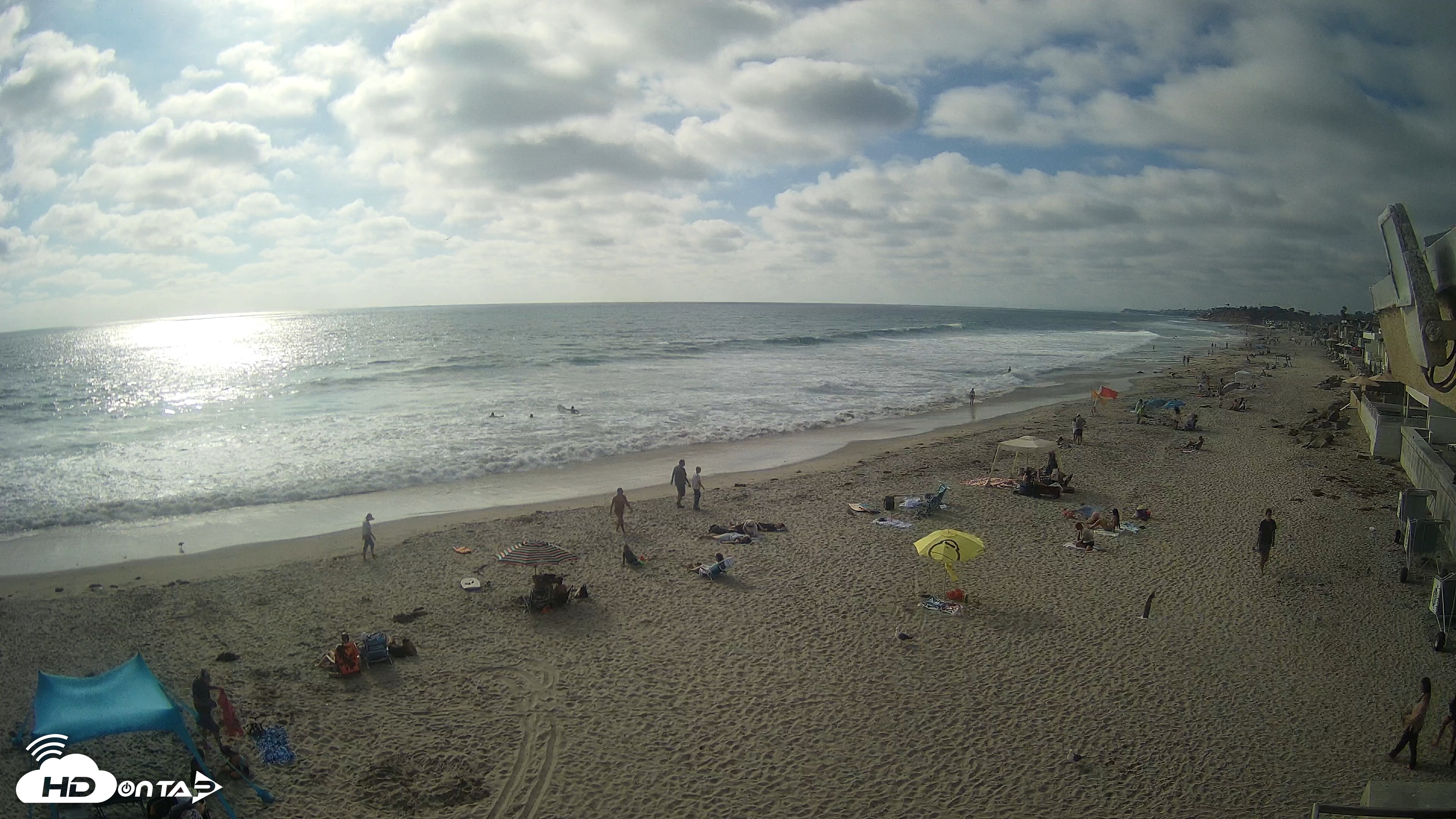Snapshot of 17th St. Del Mar Beach - 4K NW View Live Cam taken Jun 25, 2026, 5:35pm PDT