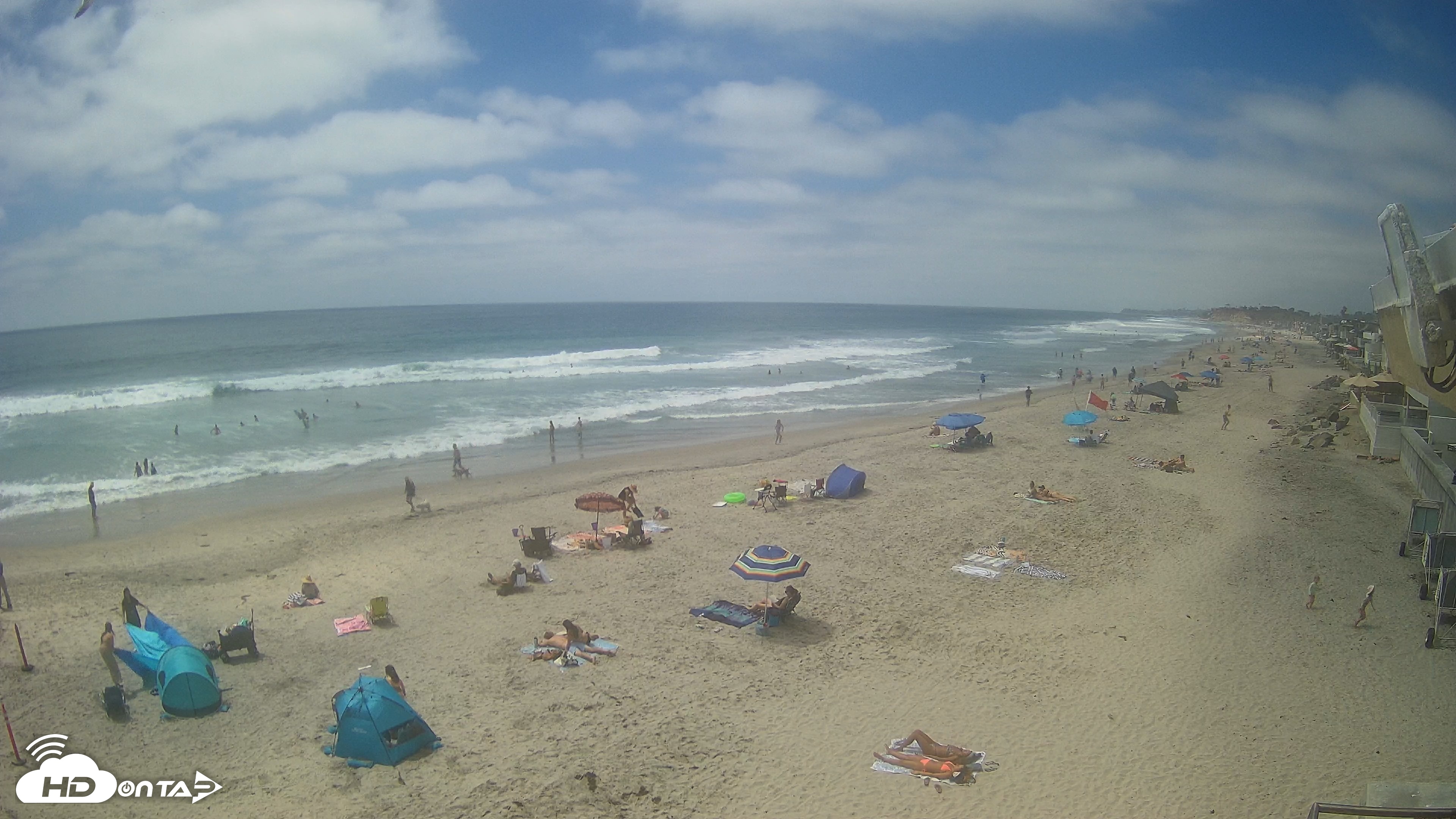 Snapshot of 17th St. Del Mar Beach - 4K NW View Live Cam taken Jun 10, 2026, 2:36pm PDT