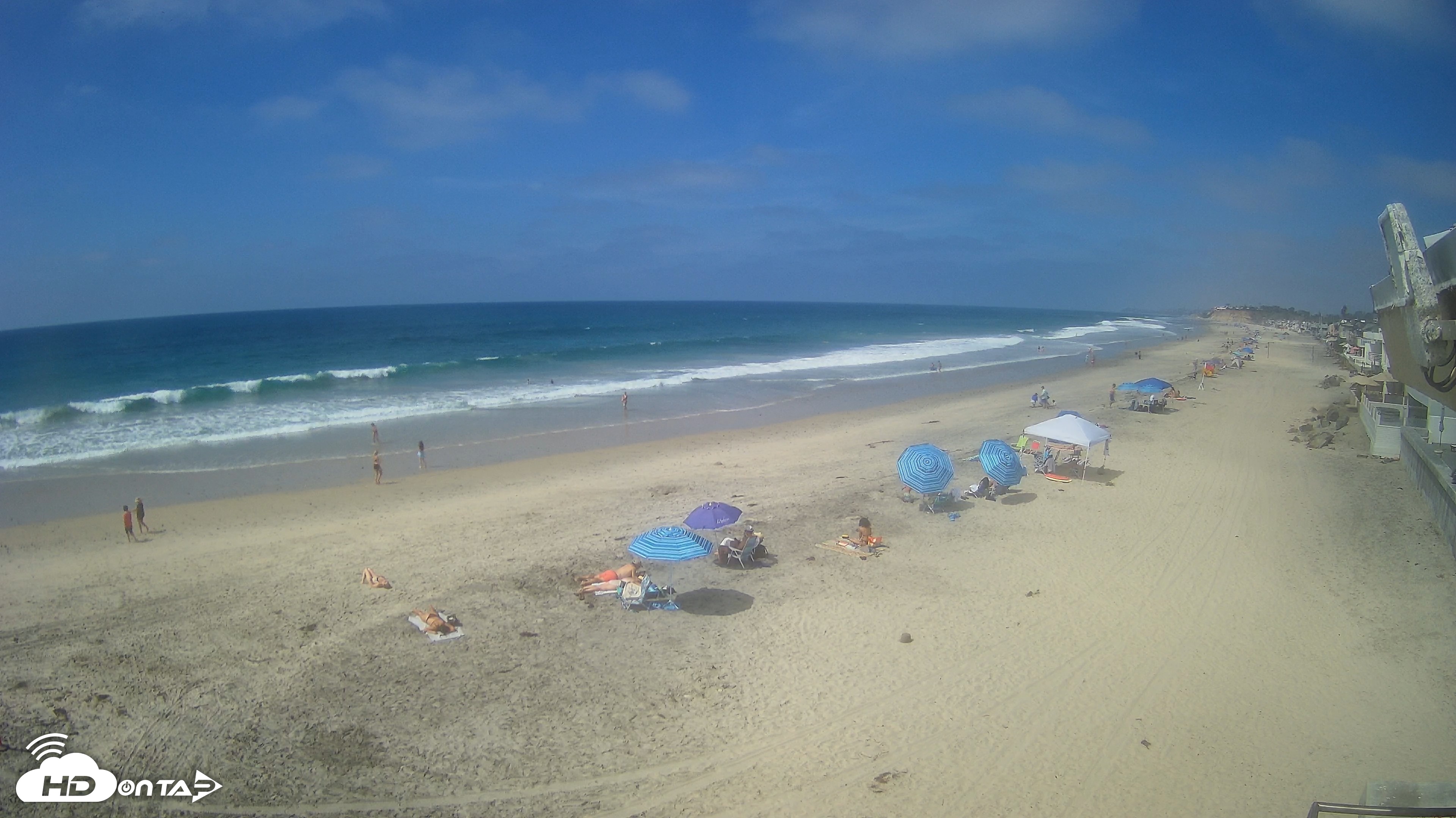 Snapshot of 17th St. Del Mar Beach - 4K NW View Live Cam taken Sep 25, 2026, 1:34pm PDT