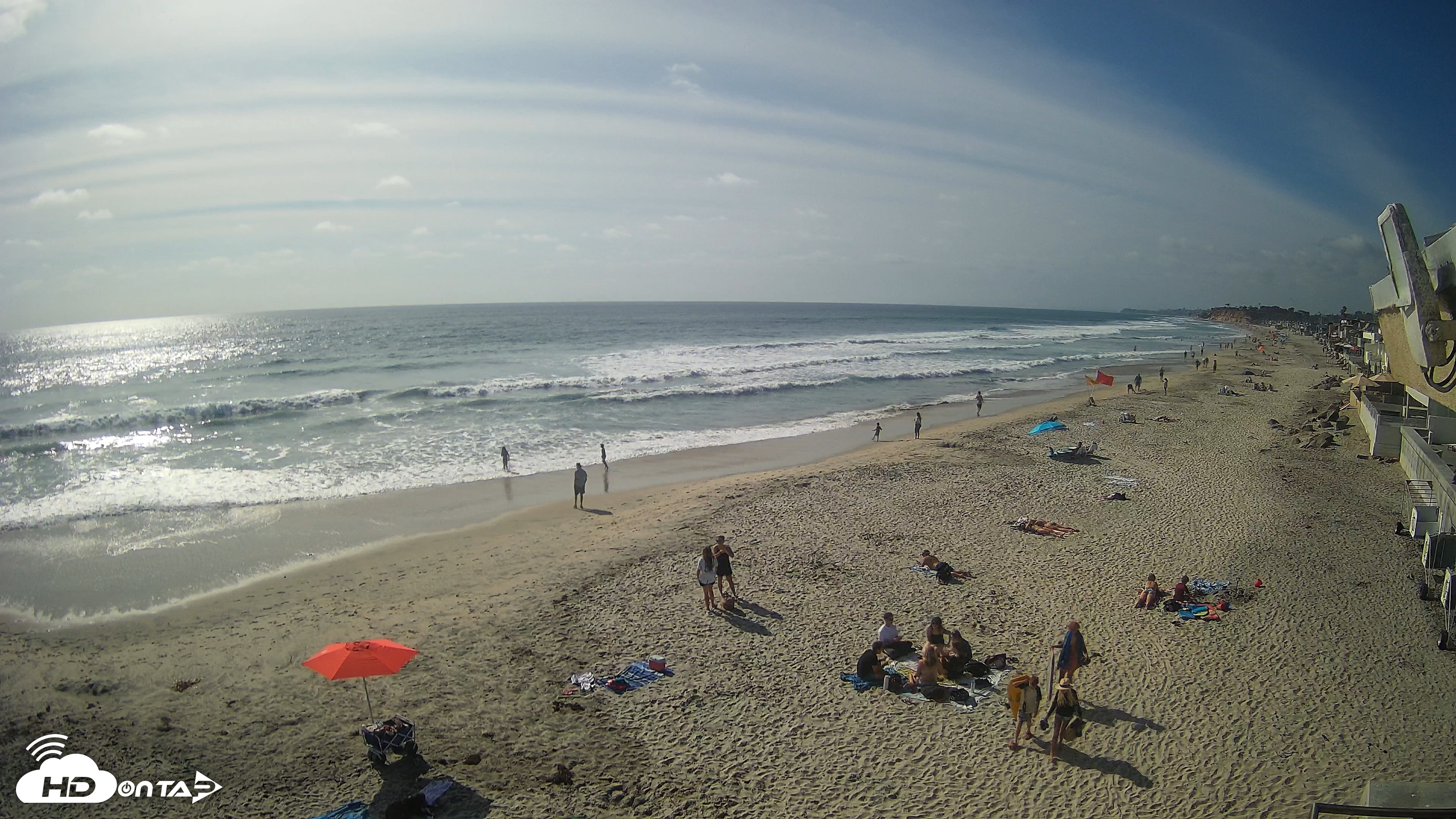 Snapshot of 17th St. Del Mar Beach - 4K NW View Live Cam taken Jun 8, 2026, 4:53pm PDT