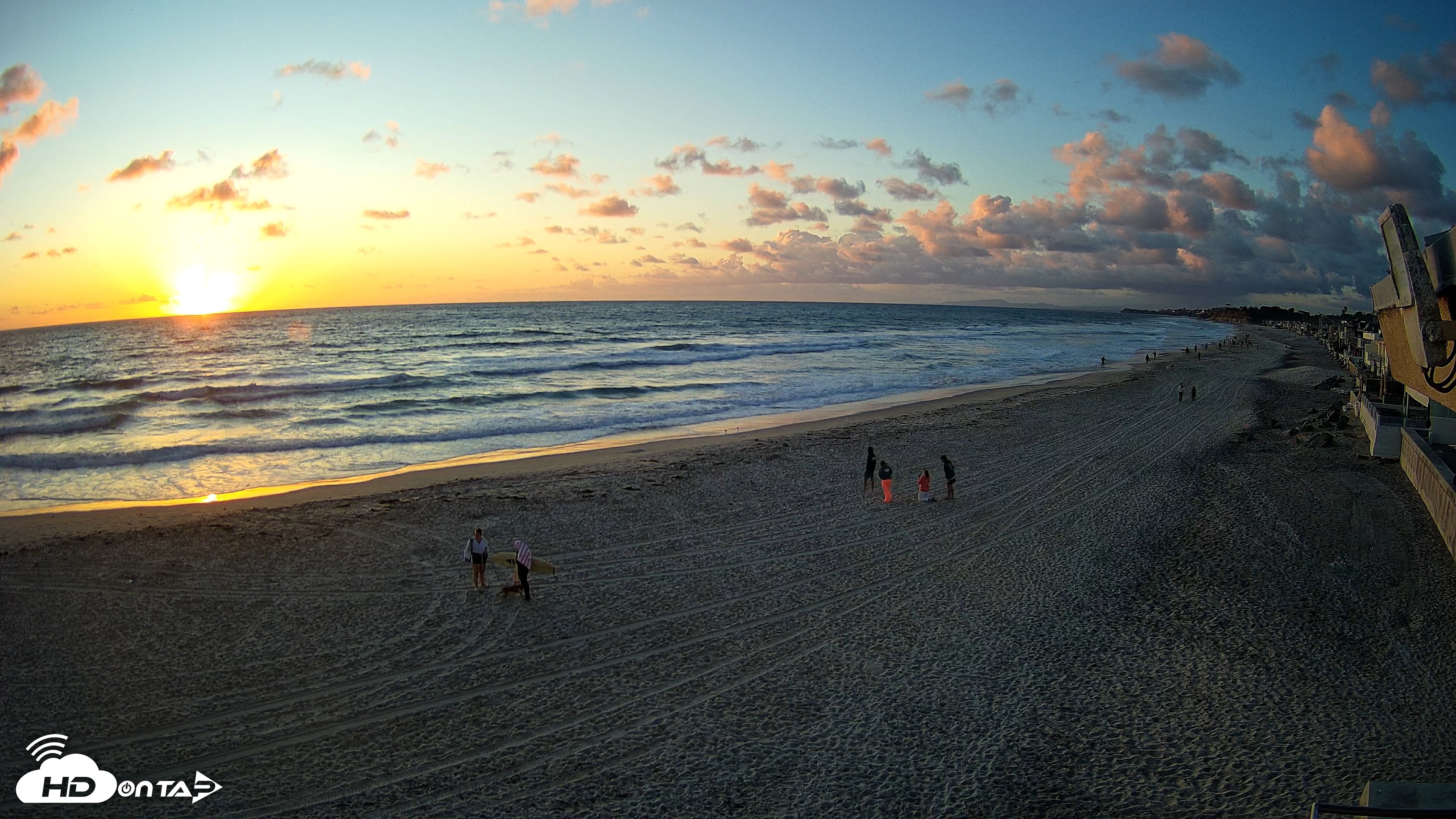 Snapshot of 17th St. Del Mar Beach - 4K NW View Live Cam taken Apr 13, 2026, 7:15pm PDT