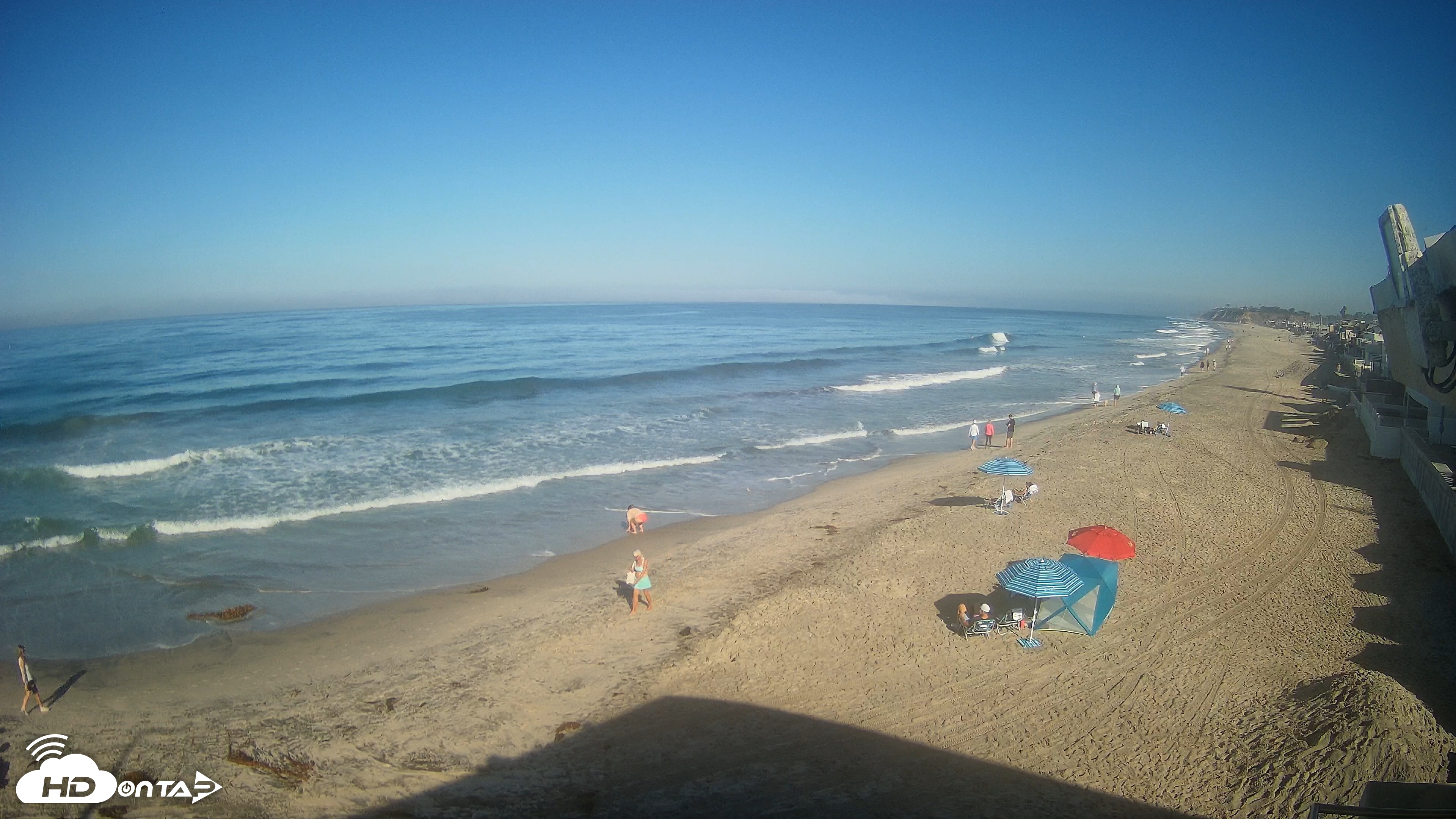 Snapshot of 17th St. Del Mar Beach - 4K NW View Live Cam taken Oct 7, 2026, 9:23am PDT