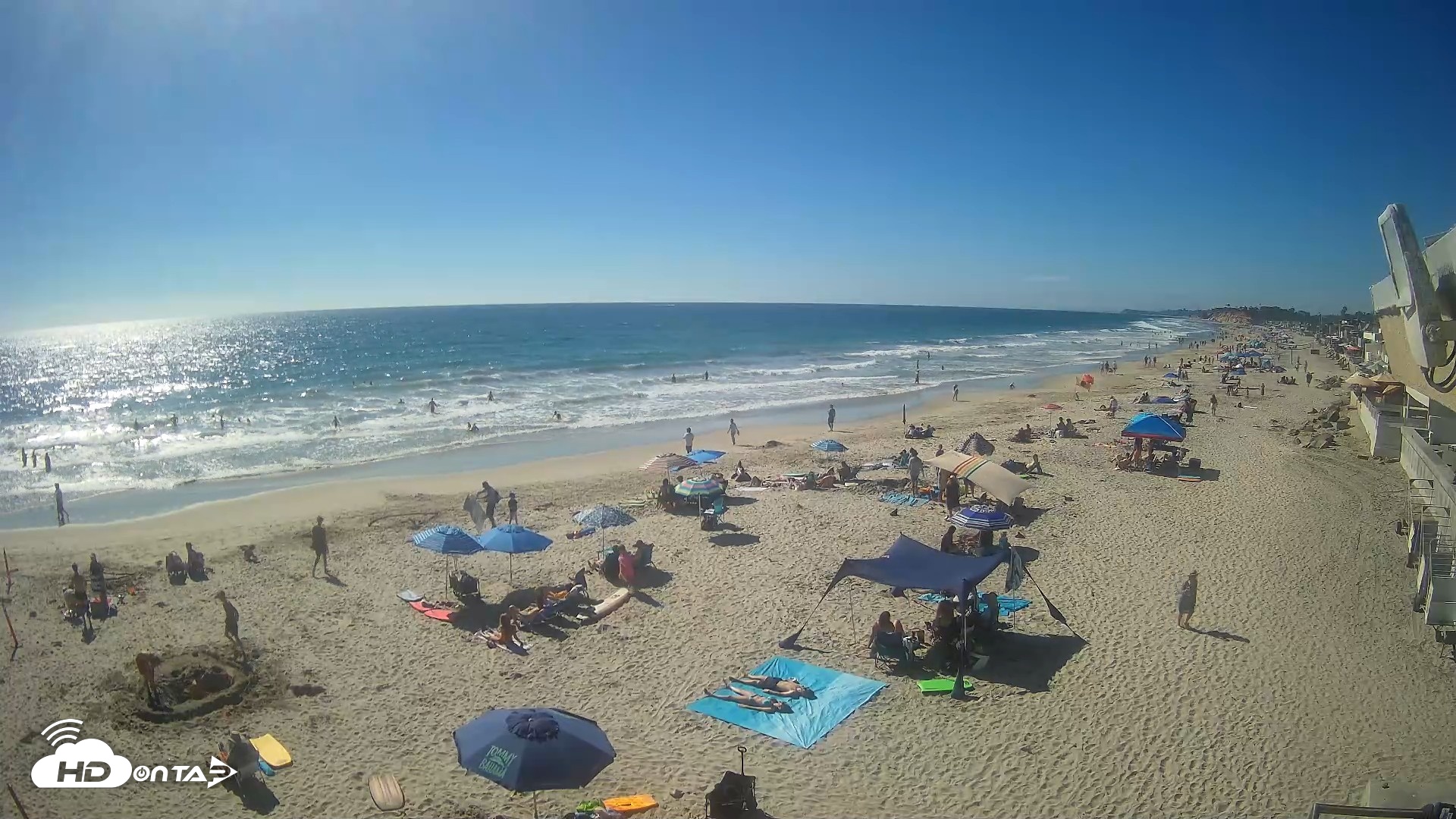 Snapshot of 17th St. Del Mar Beach - 4K NW View Live Cam taken Jul 5, 2026, 4:38pm PDT