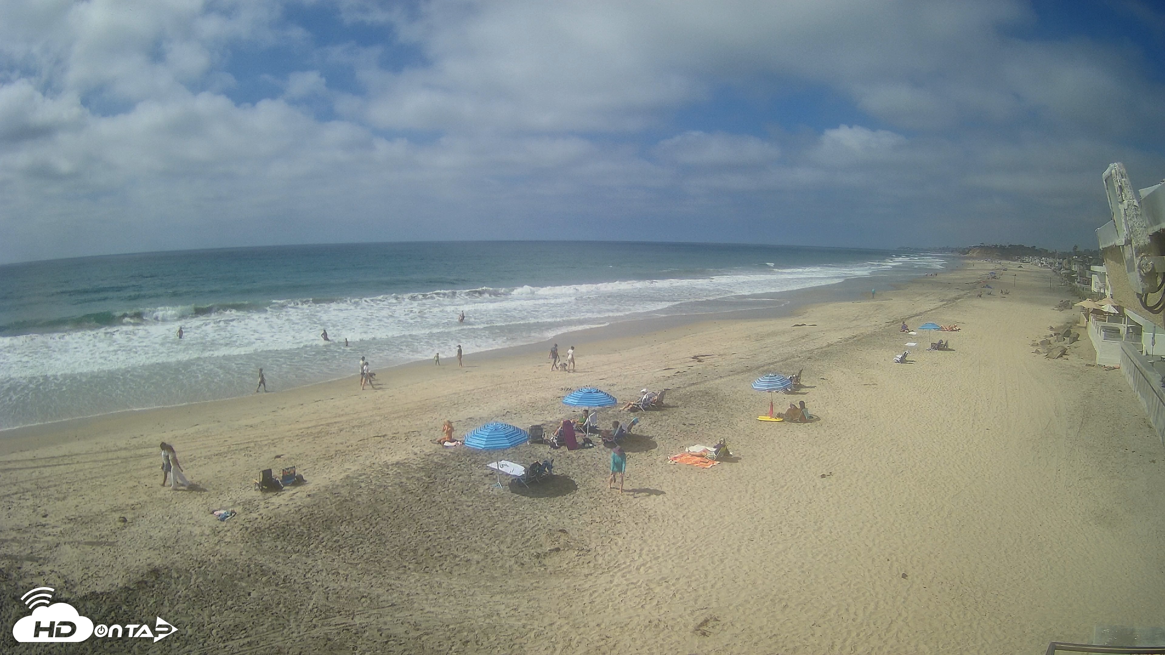 Snapshot of 17th St. Del Mar Beach - 4K NW View Live Cam taken Sep 23, 2026, 2:34pm PDT