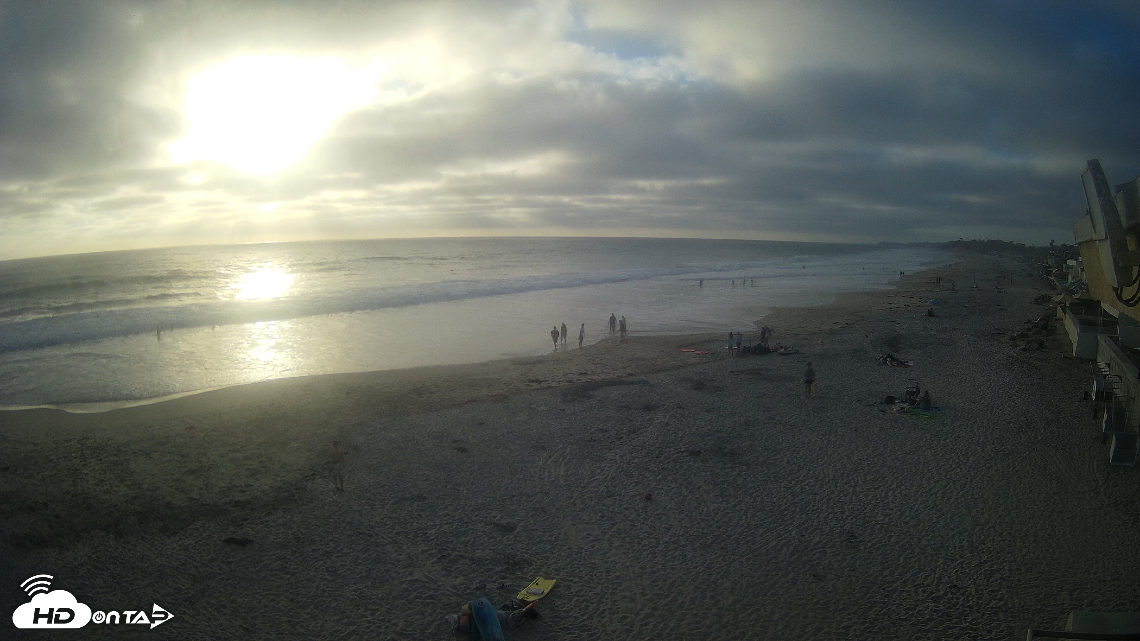 Snapshot of 17th St. Del Mar Beach - 4K NW View Live Cam taken Jul 6, 2026, 7:08pm PDT