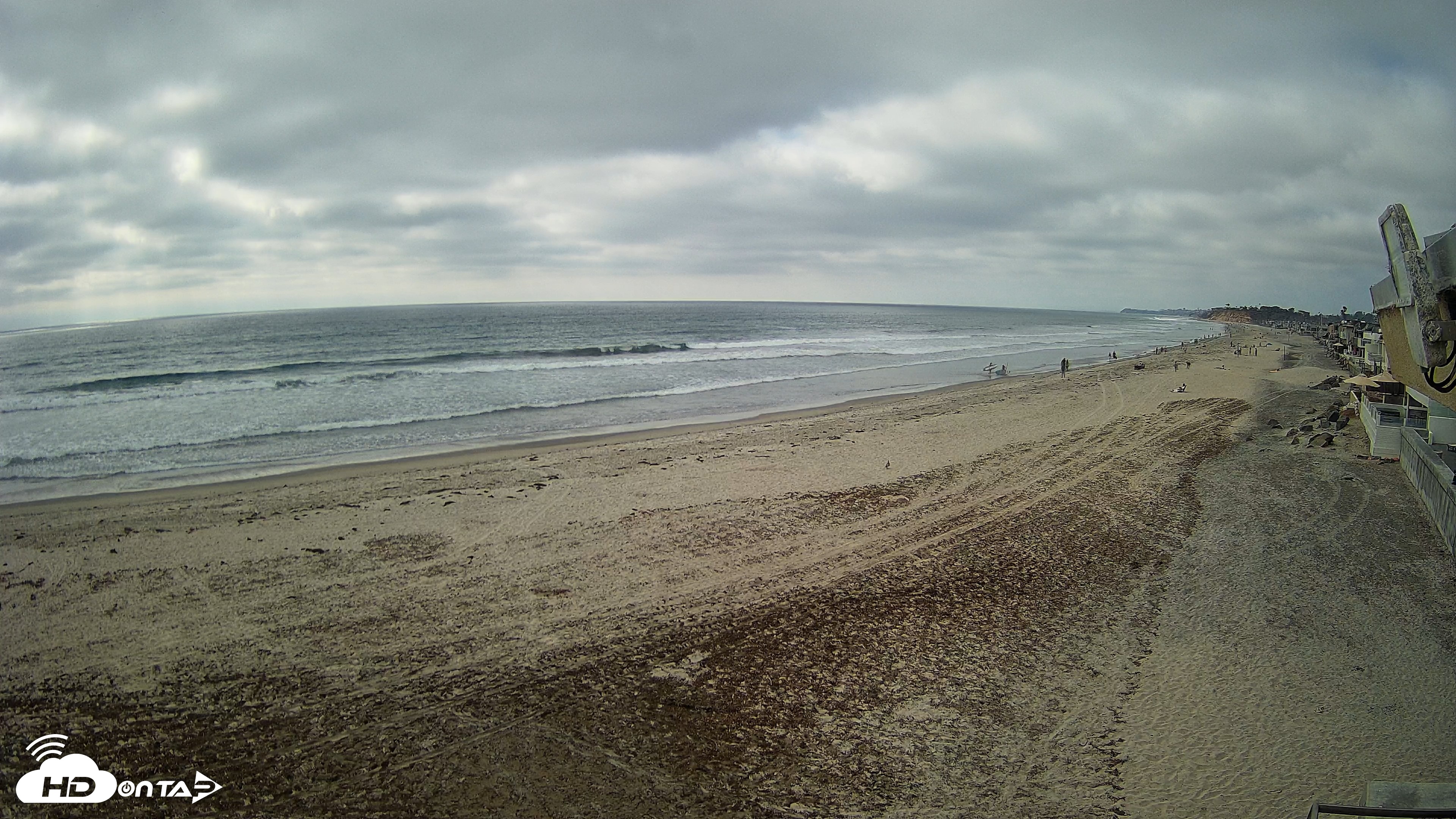 Snapshot of 17th St. Del Mar Beach - 4K NW View Live Cam taken May 8, 2026, 4:48pm PDT