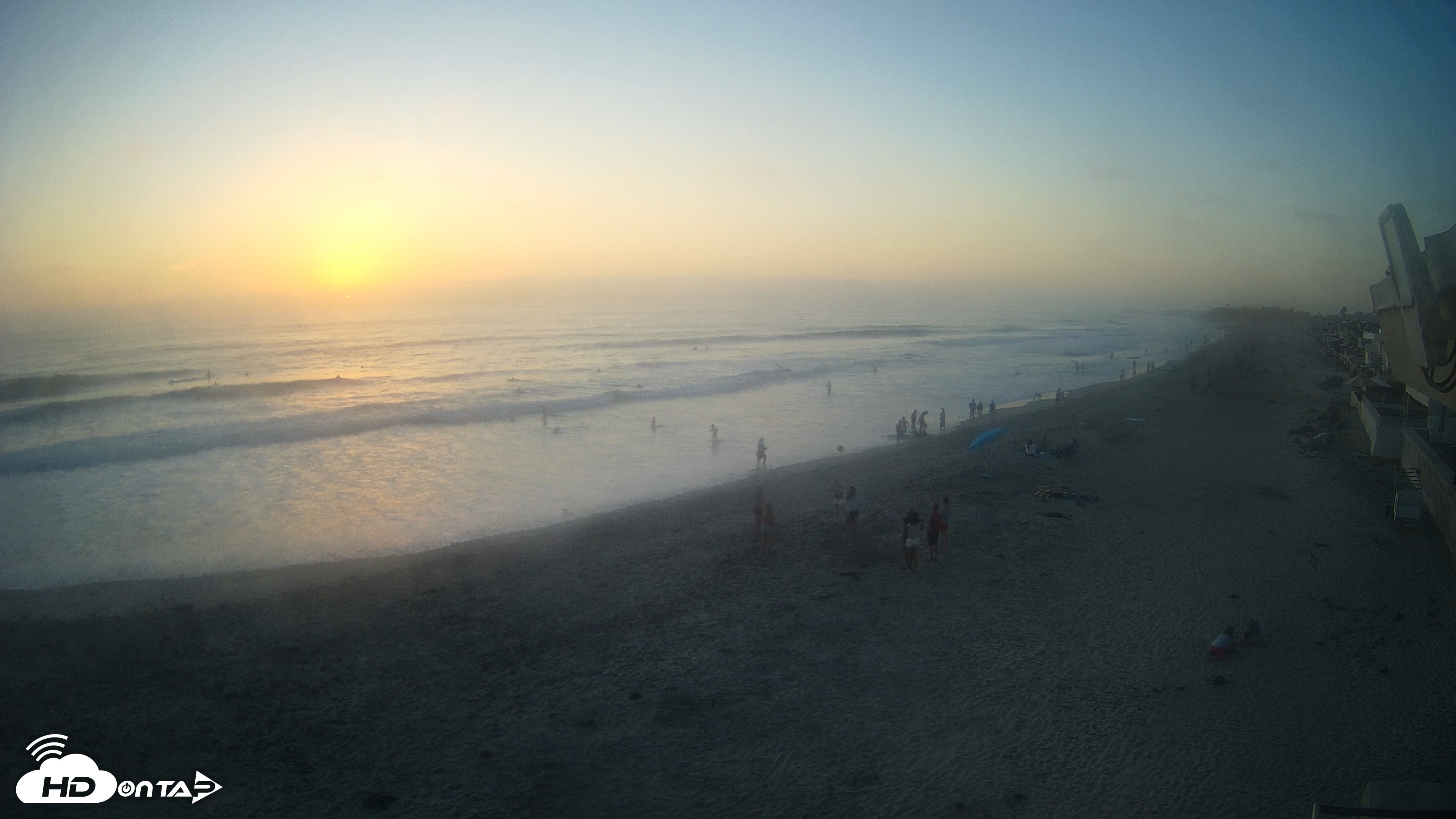 Snapshot of 17th St. Del Mar Beach - 4K NW View Live Cam taken Jul 31, 2026, 7:44pm PDT