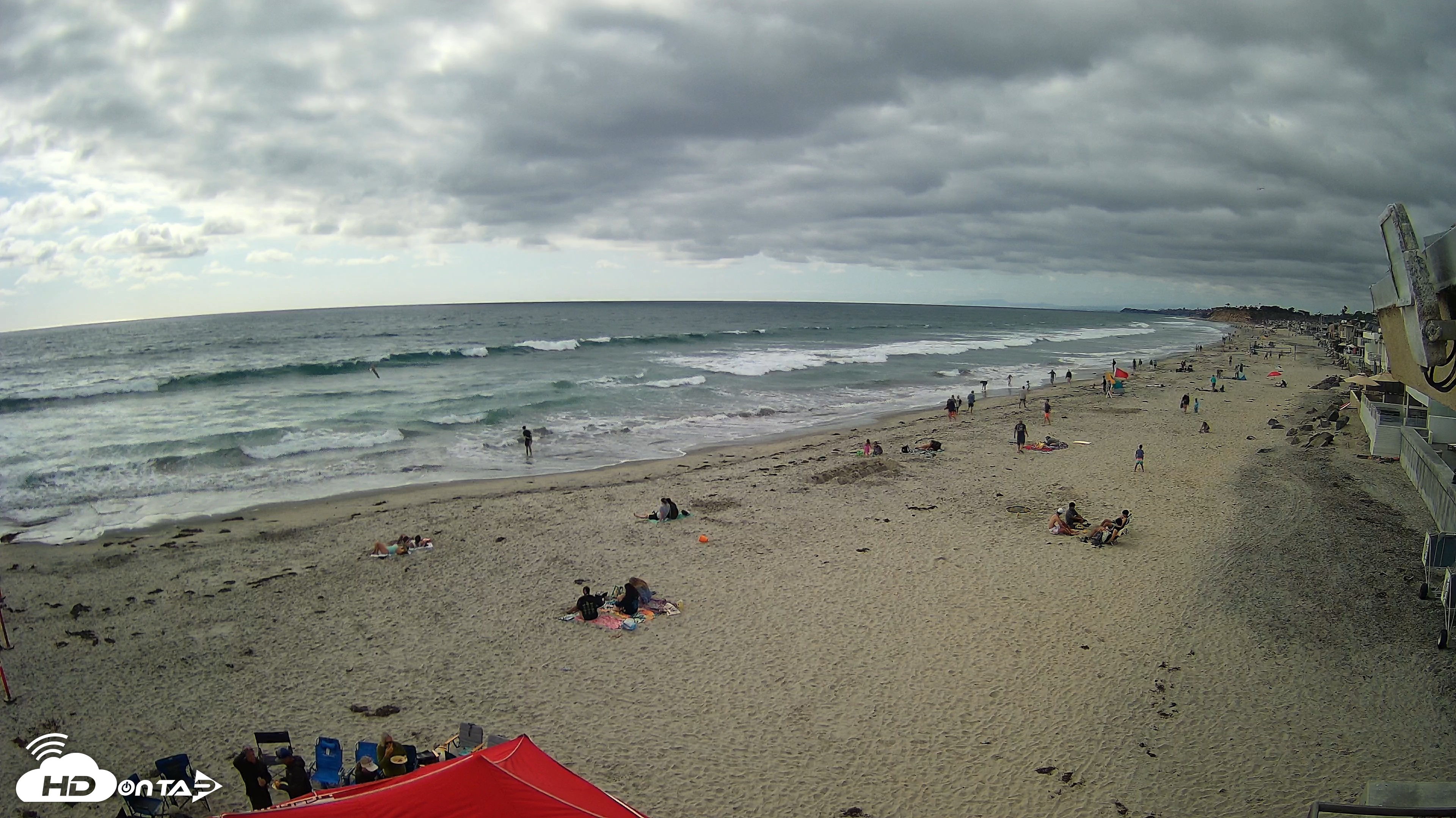 Snapshot of 17th St. Del Mar Beach - 4K NW View Live Cam taken May 25, 2026, 4:50pm PDT