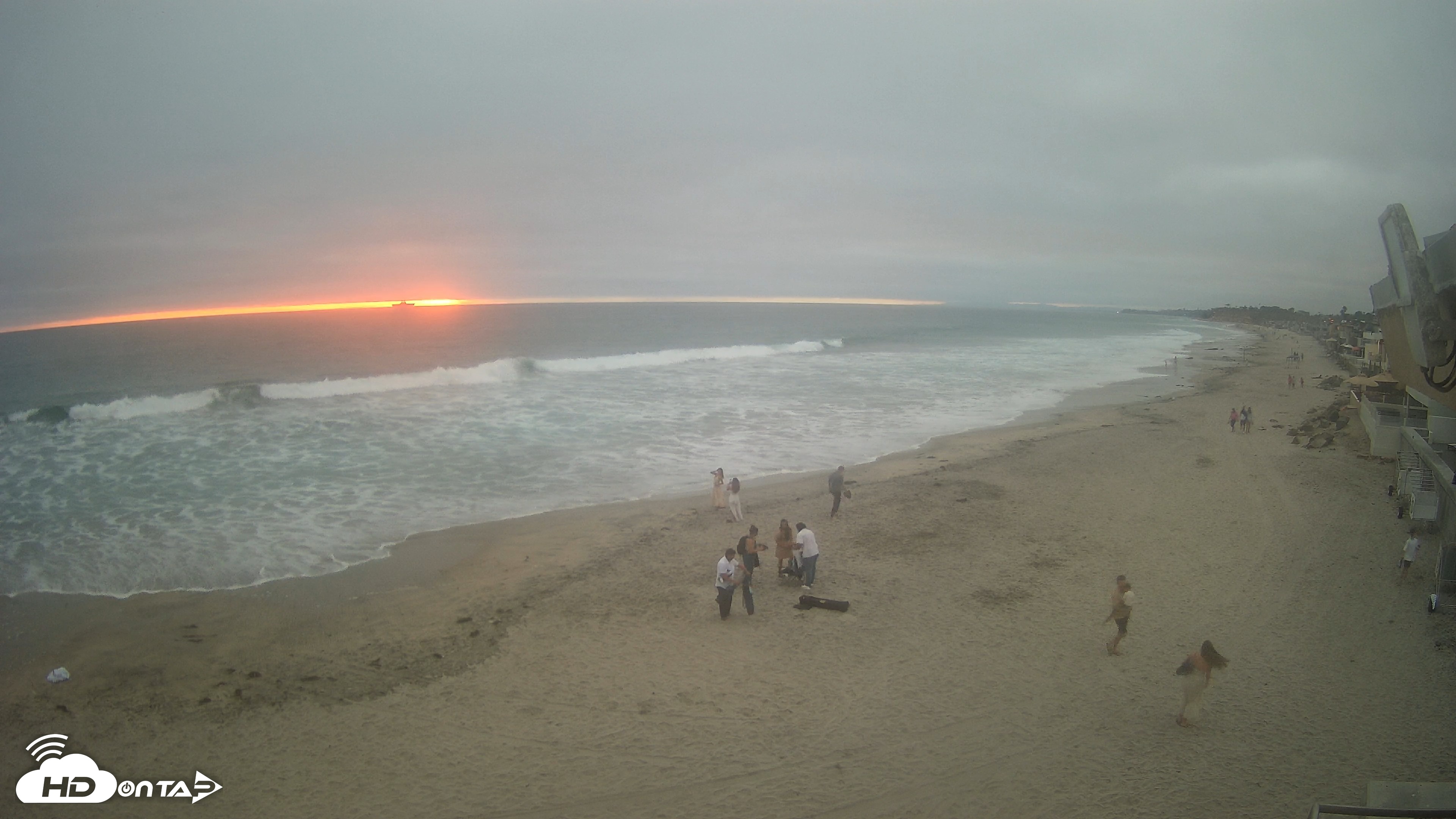 Snapshot of 17th St. Del Mar Beach - 4K NW View Live Cam taken Jun 27, 2026, 7:58pm PDT