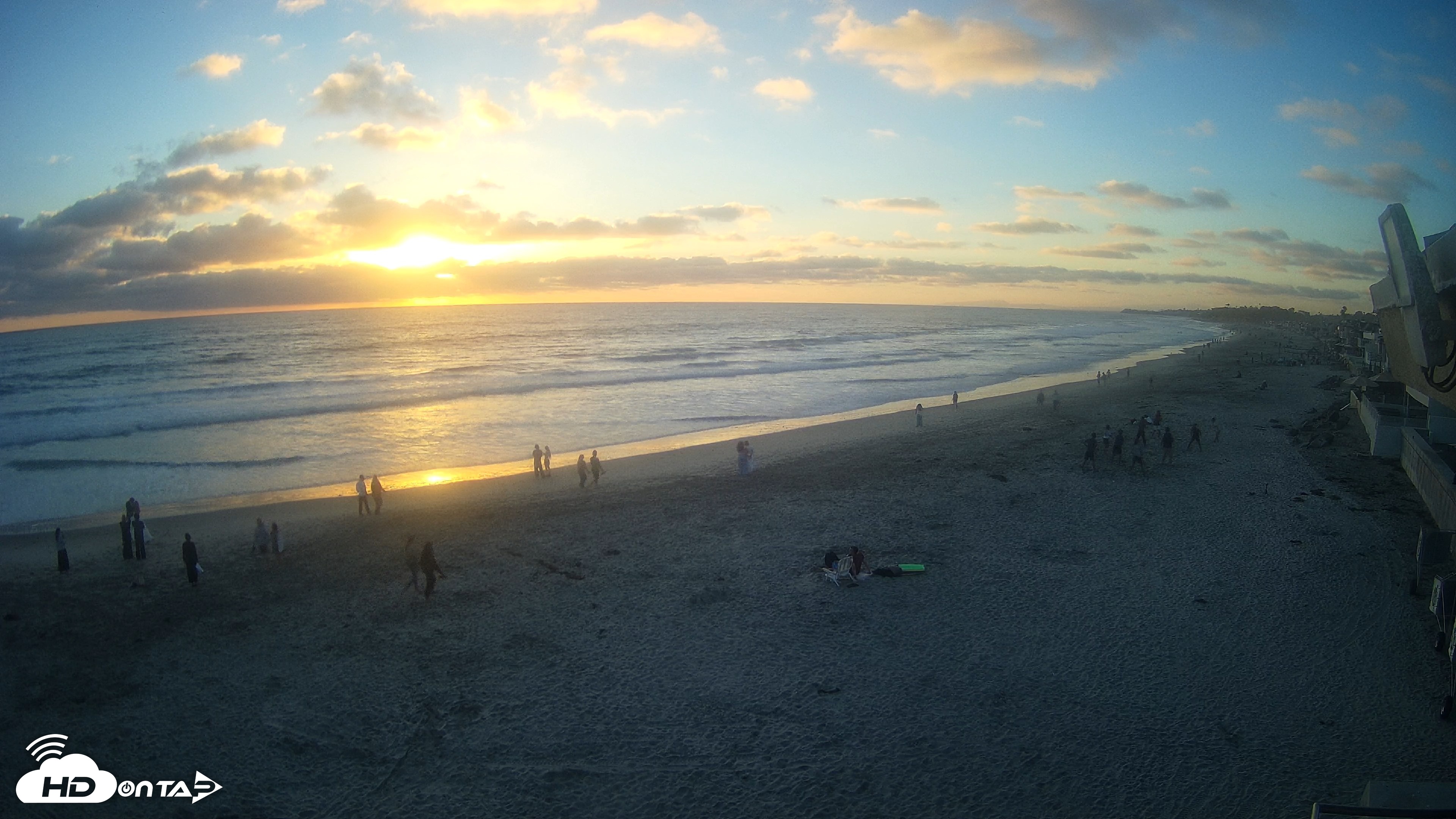 Snapshot of 17th St. Del Mar Beach - 4K NW View Live Cam taken Jun 20, 2026, 7:45pm PDT